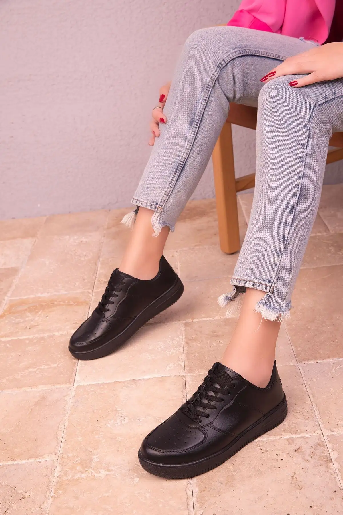 کفش پسرانه ورزشی یونیسکس مشکی 14361 - 4470 کفش پسرانه ورزشی یونیسکس مشکی 14361 - 4470