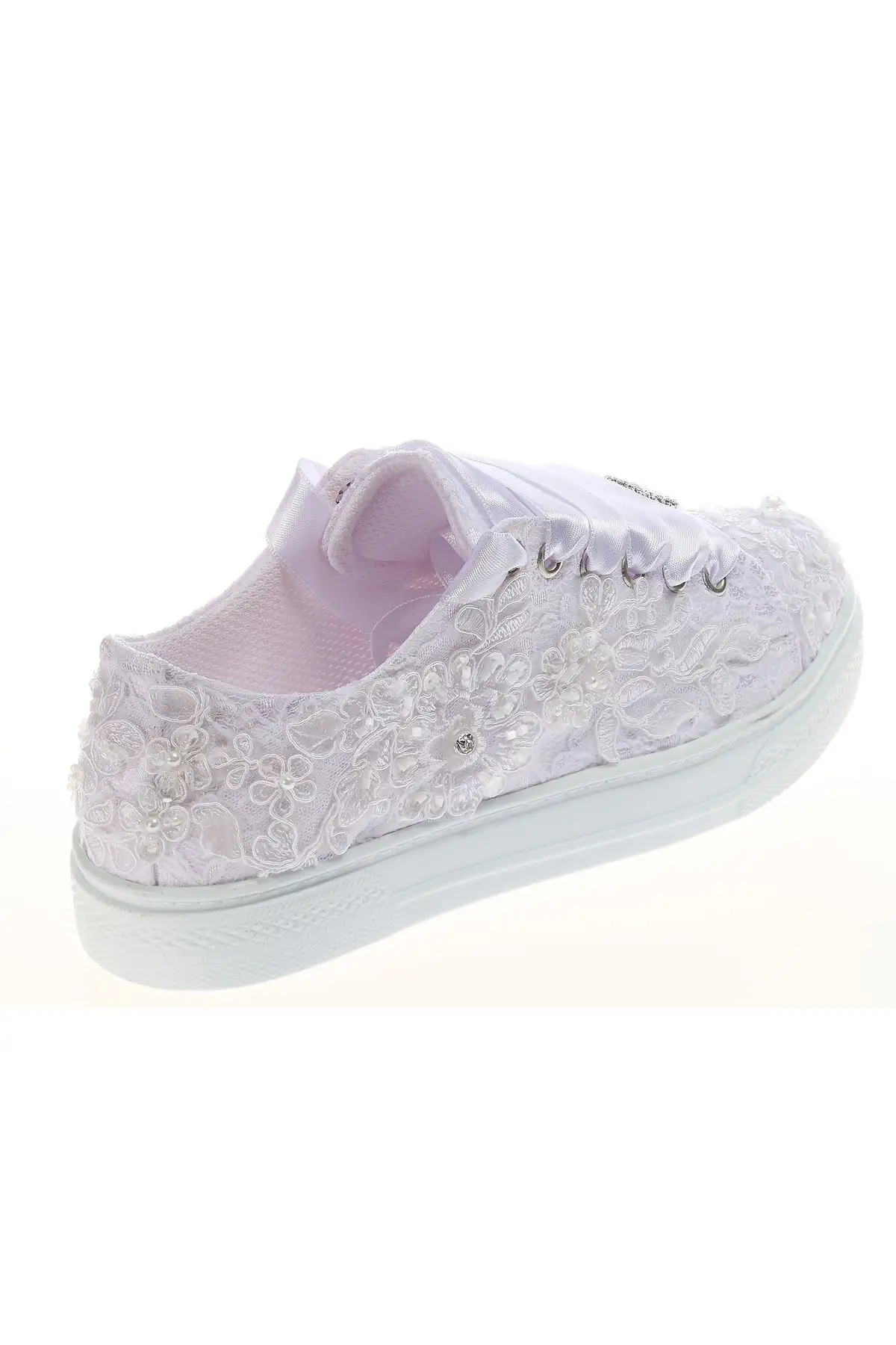 کفش پاشنه بلند زنانه  ورزشی سبک با کف تخت برای عروسهای سفید با دستسازهای هنری - 4446 کفش پاشنه بلند زنانه ورزشی سبک با کف تخت برای عروسهای سفید با دستسازهای هنری - 4446