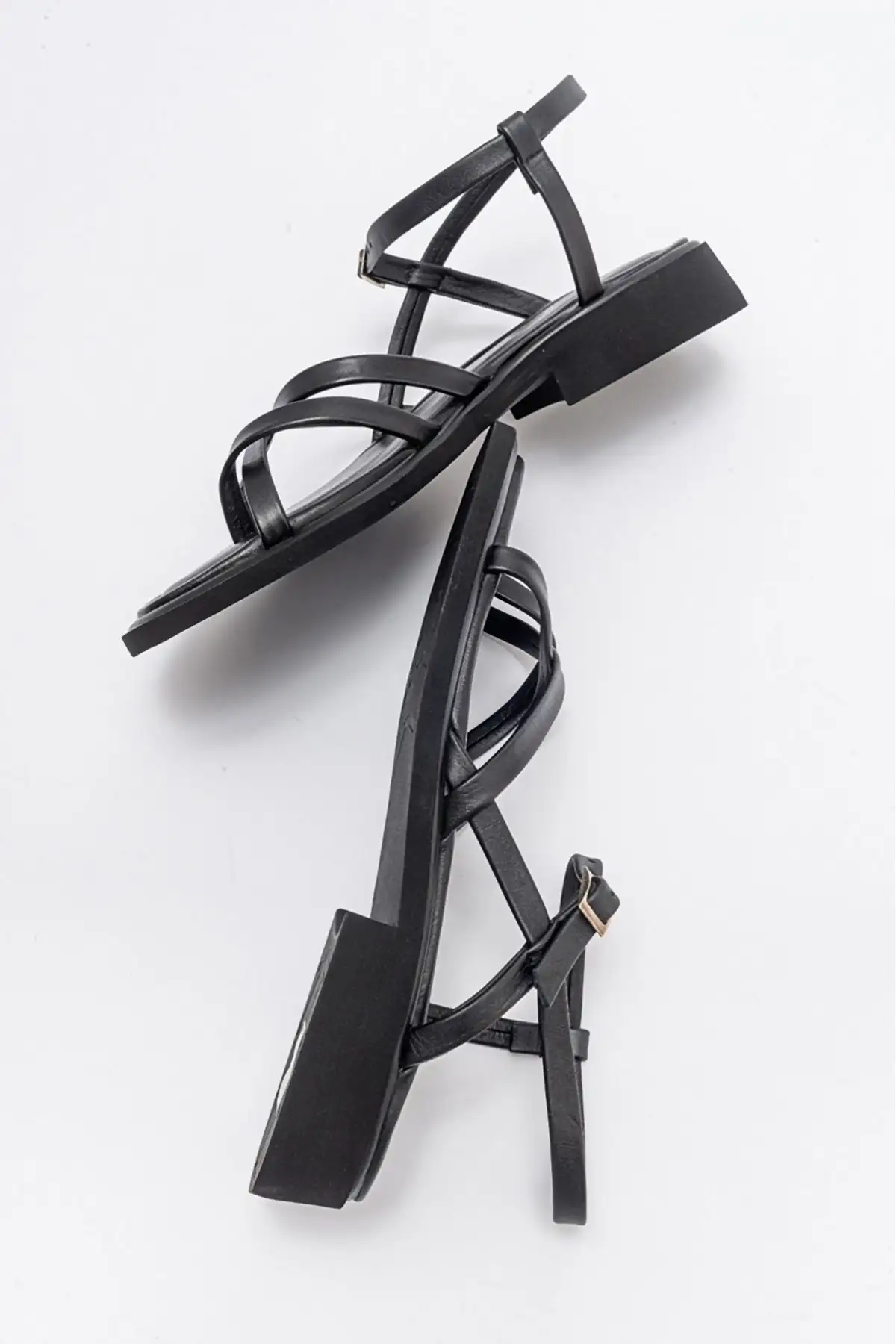 کفش صندل زنانه   چرم طبیعی سیاه آنتاس - 4064 کفش صندل زنانه چرم طبیعی سیاه آنتاس - 4064