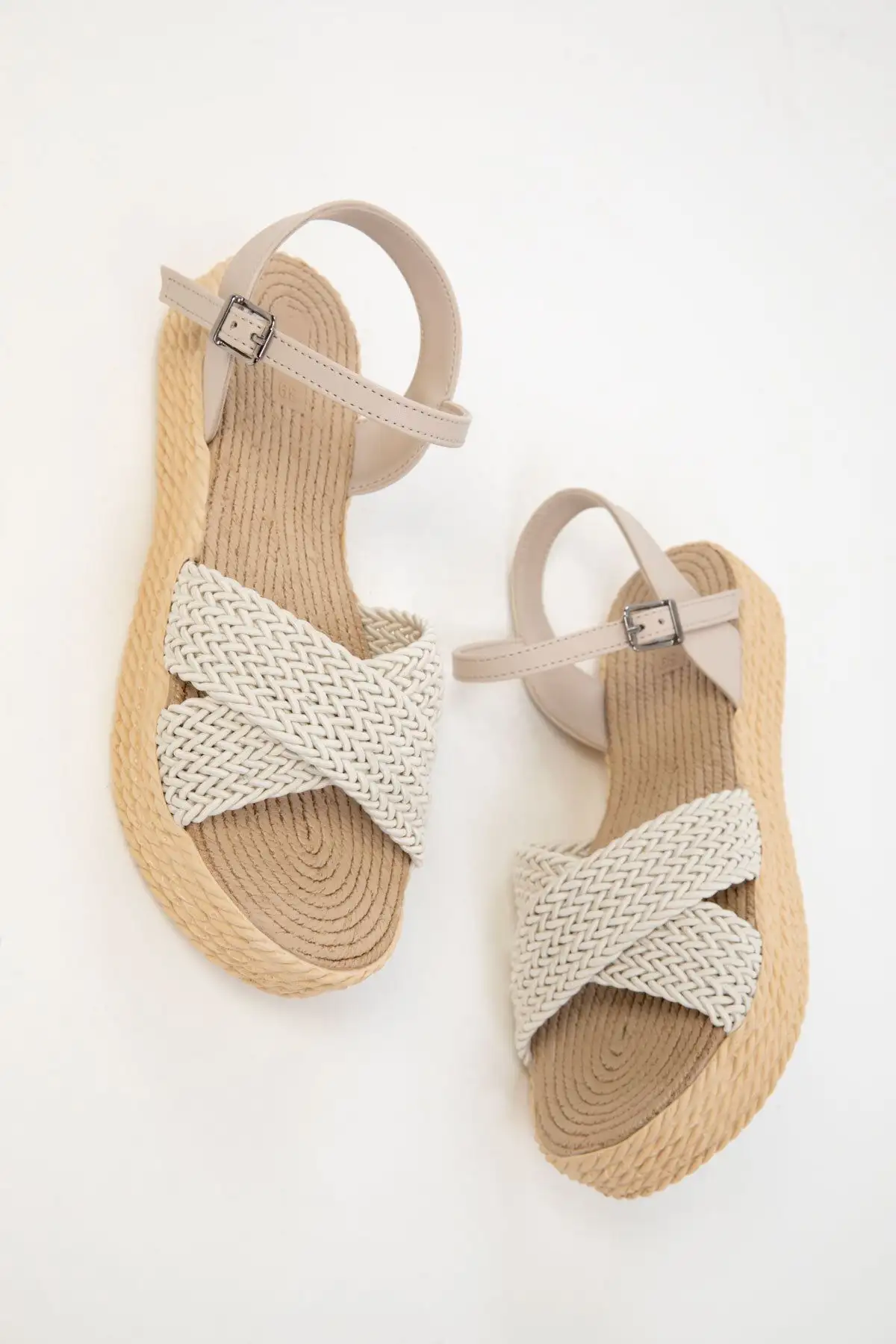 کفش صندل زنانه سندل  تن کدفی 14952 - 5415 کفش صندل زنانه سندل تن کدفی 14952 - 5415