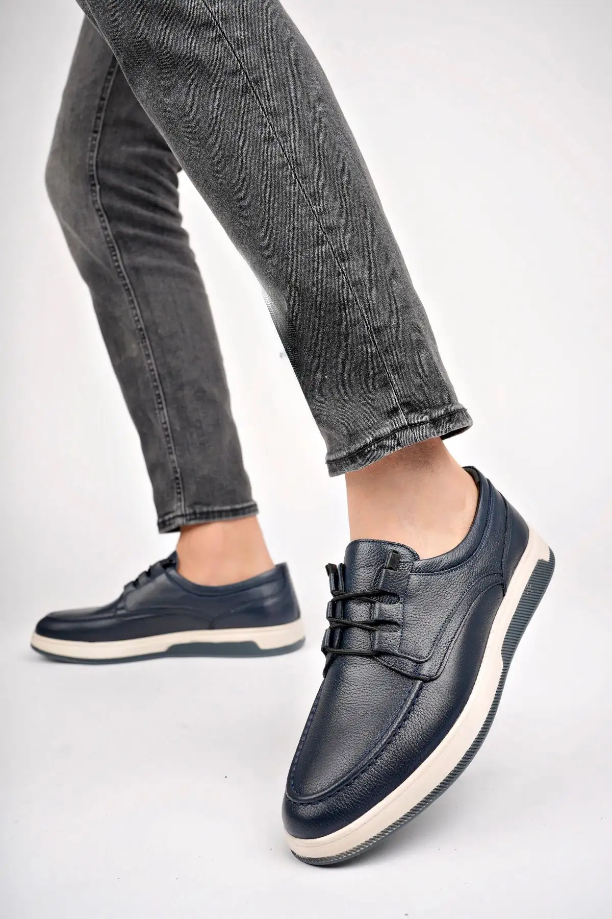 کفش روزمره مردانه   کژوال چرم واقعی رنگ سرمهای Mrd7-0129 - 4033 کفش روزمره مردانه کژوال چرم واقعی رنگ سرمهای Mrd7-0129 - 4033