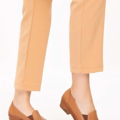 کفش پاشنه‌ بلند زنانه پاشنه کوتاه طبیعیکده چرم با جزئیات لاستیکی msa.65 - قهوه‌ای - سایز 41 - 4325