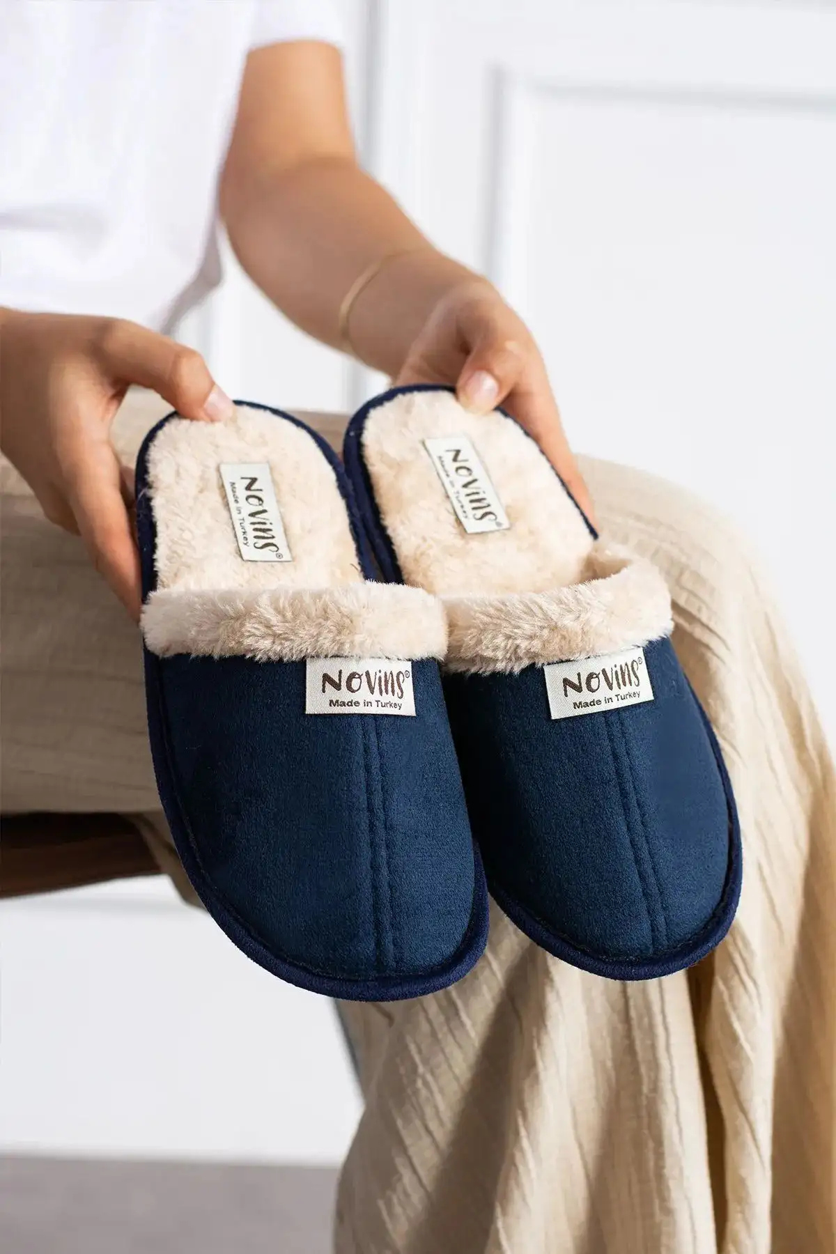 کفش راحتی خانه پک ۳ تایی دمپایی مردانه، دمپایی جهیزیه، دمپایی زمستانی، بی سر و صدا، با زیره سبک - 3968 کفش راحتی خانه پک ۳ تایی دمپایی مردانه، دمپایی جهیزیه، دمپایی زمستانی، بی سر و صدا، با زیره سبک - 3968