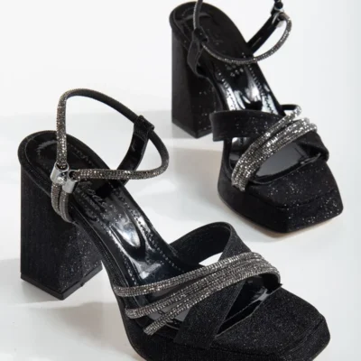 کفش پاشنه‌ بلند زنانه سندل دار با تزئینات لبه‌ای مرواریدی و سنگی برای مراسم عروسی و مناسبت‌های ویژه - 5139