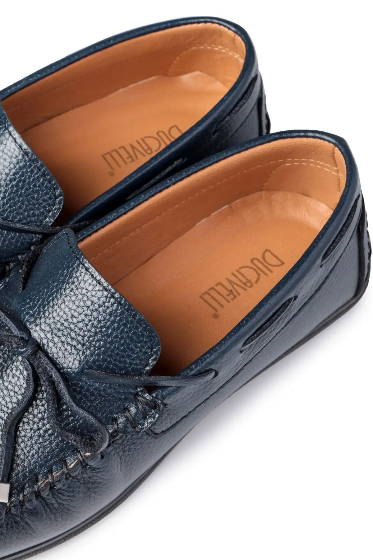 سایز بزرگ مردانه 1. کفش روزمره آقایان از چرم طبیعی برند بورد
2. کفش loafer (لوفر)
3. کفش سبک - 3479 سایز بزرگ مردانه 1. کفش روزمره آقایان از چرم طبیعی برند بورد 2. کفش loafer (لوفر) 3. کفش سبک - 3479