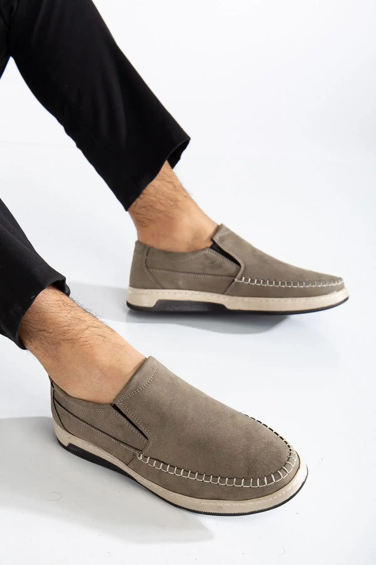 کفش روزمره مردانه کفش روزمره مردانه سبک با کفی ژل راحت اورتوپدیک - 3210 کفش روزمره مردانه کفش روزمره مردانه سبک با کفی ژل راحت اورتوپدیک - 3210