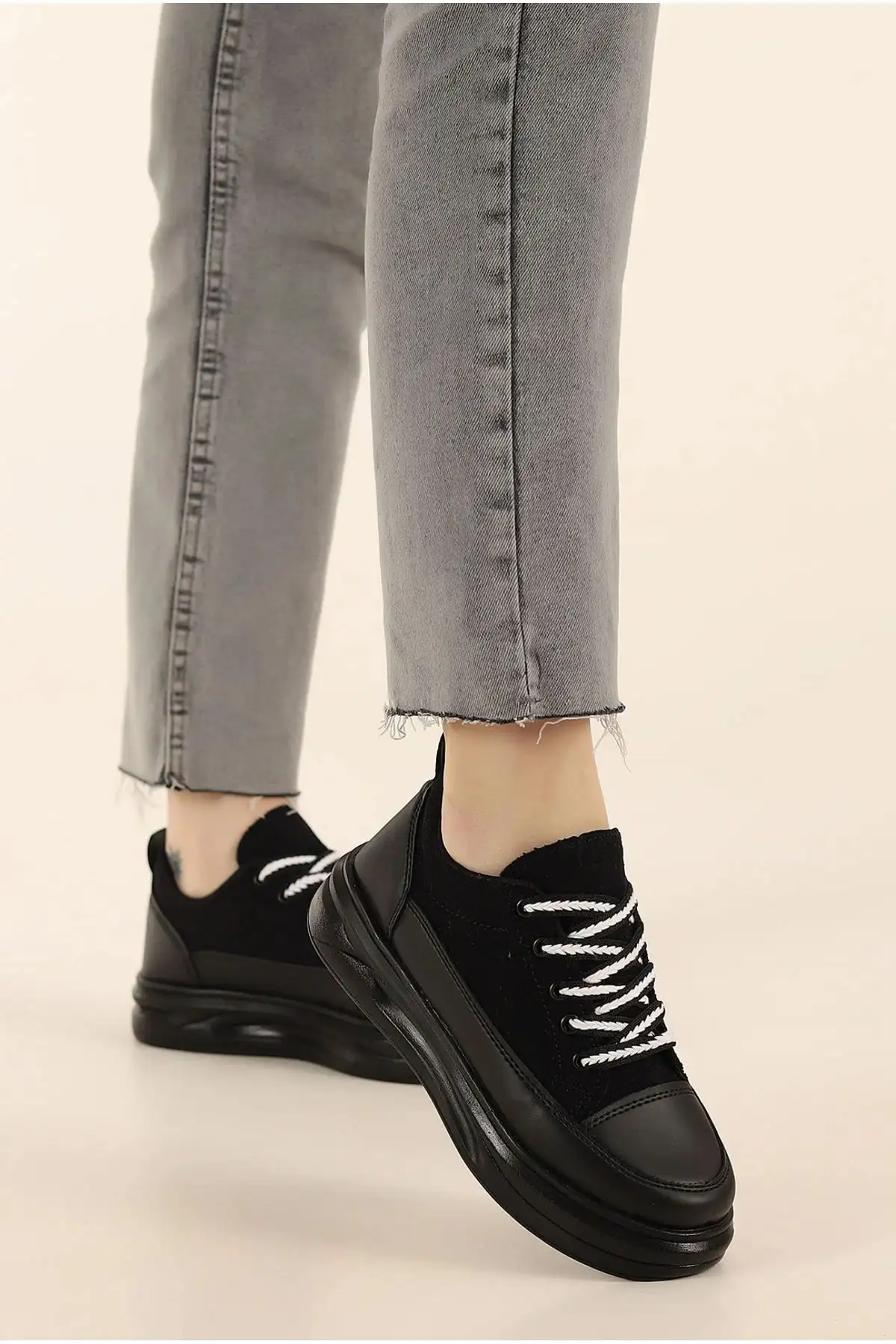 کفش ورزشی کفش های ورزشی روزمره زنانه مشکی - 3385 کفش ورزشی کفش های ورزشی روزمره زنانه مشکی - 3385