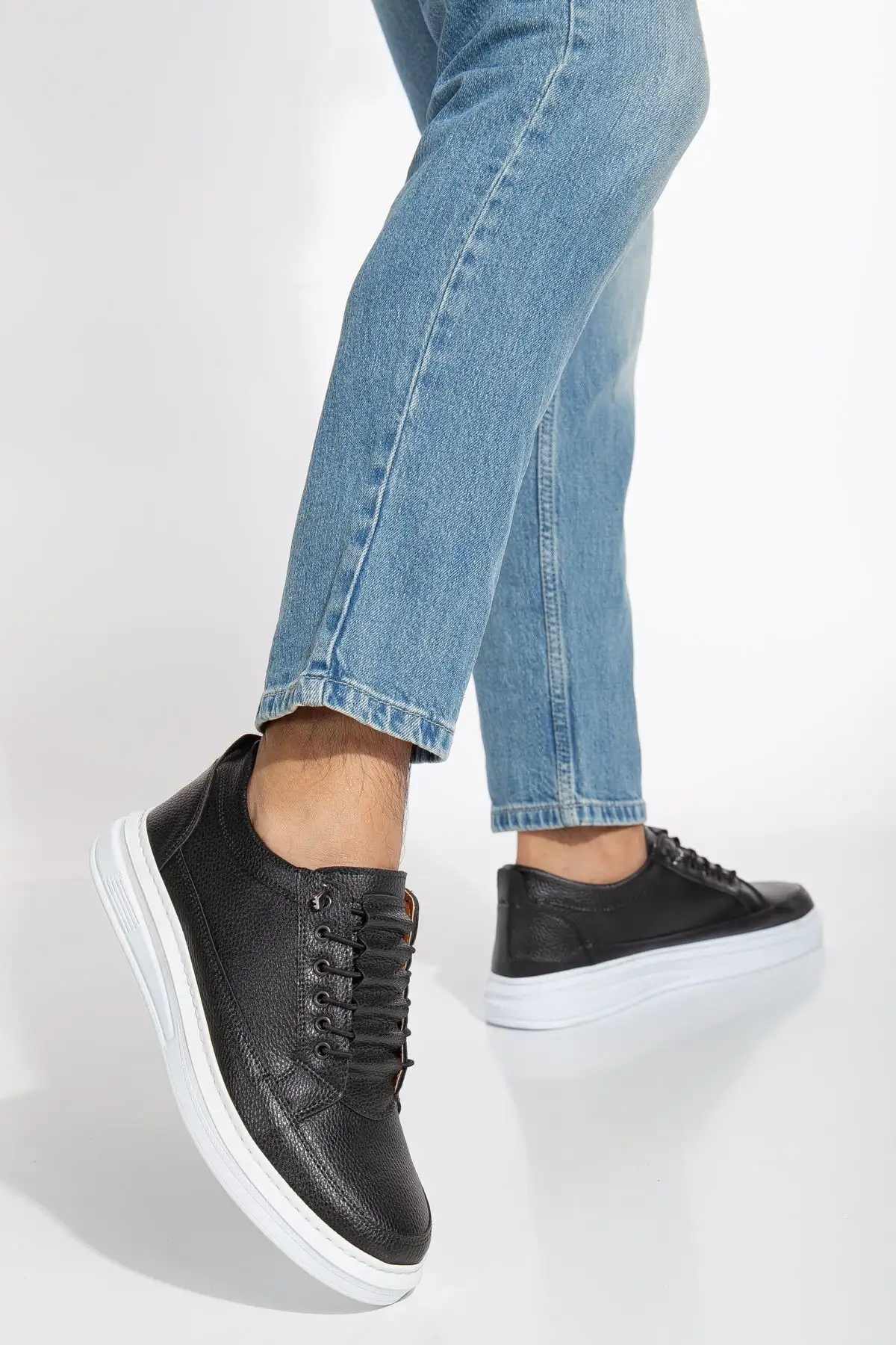 کفش مردانه کفش ورزشی مردانه گارانتیدار با زیره سبک و دوخت پلی استر مناسب استفاده روزمره - 3273 کفش مردانه کفش ورزشی مردانه گارانتیدار با زیره سبک و دوخت پلی استر مناسب استفاده روزمره - 3273