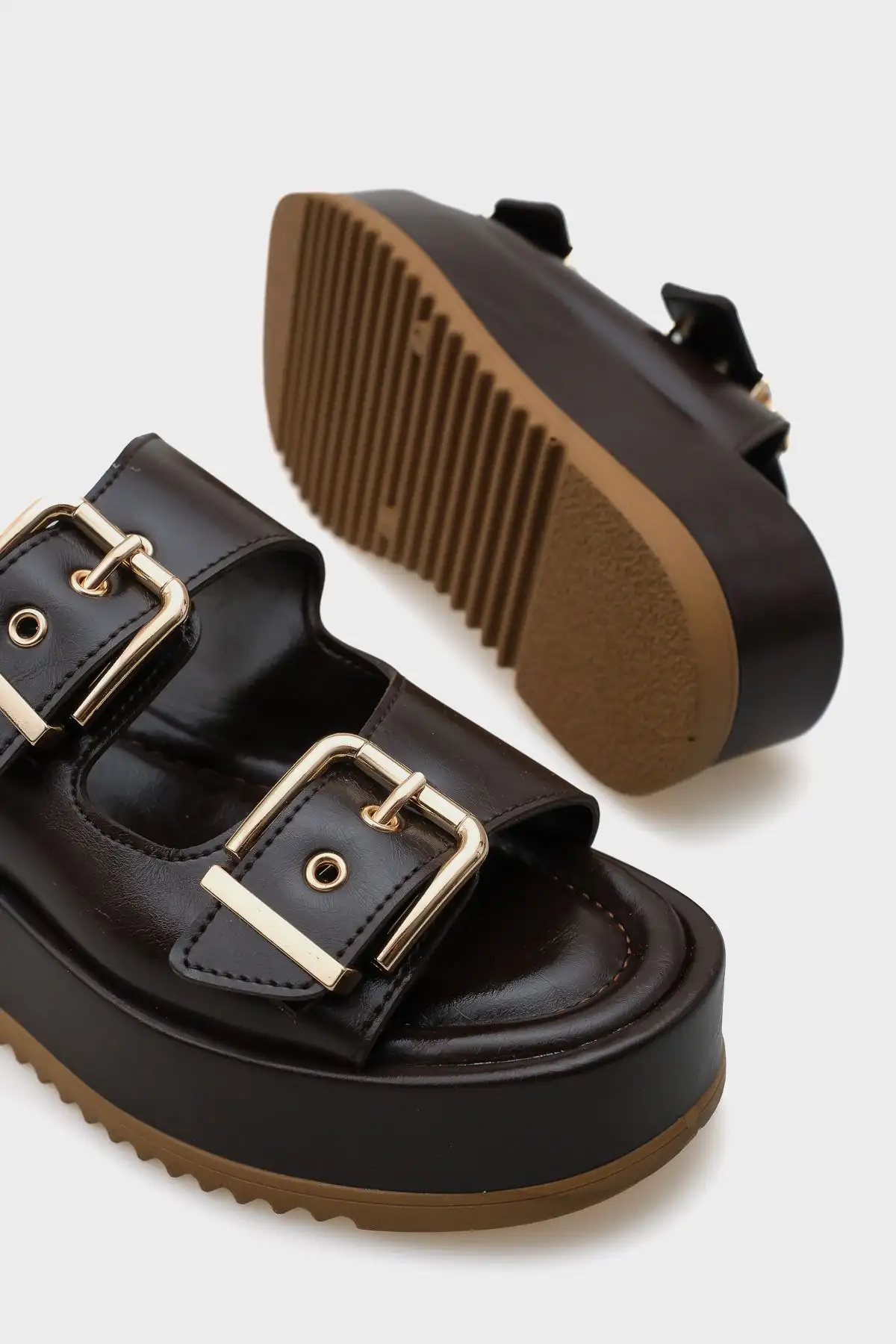 کفش راحتی خانه دمپایی پاشنه بلند زنانه با دو بکسل - 5270 کفش راحتی خانه دمپایی پاشنه بلند زنانه با دو بکسل - 5270