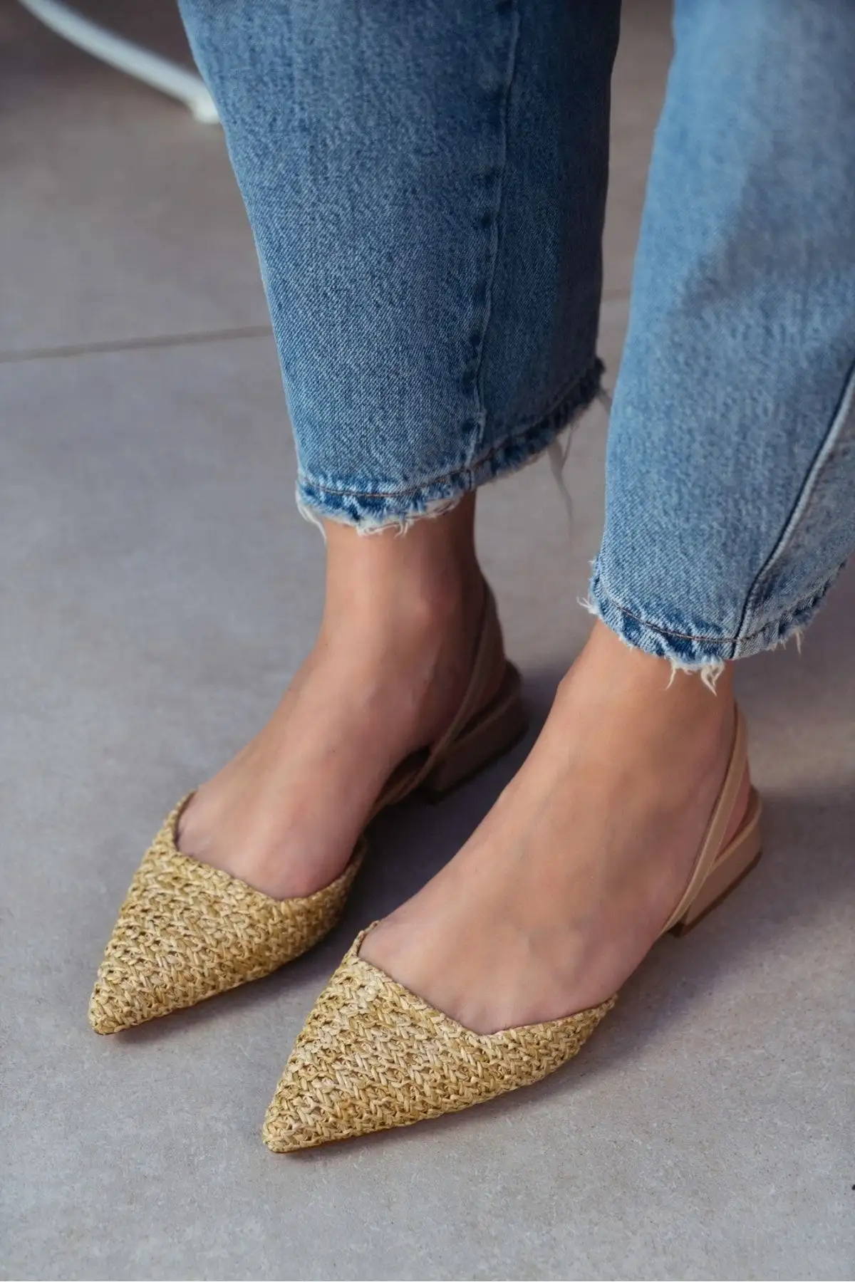 کفش تخت زنانه الویرا بیج آبی رنگ با پاشنه پشتی و نوک تیز - 4529 کفش تخت زنانه الویرا بیج آبی رنگ با پاشنه پشتی و نوک تیز - 4529