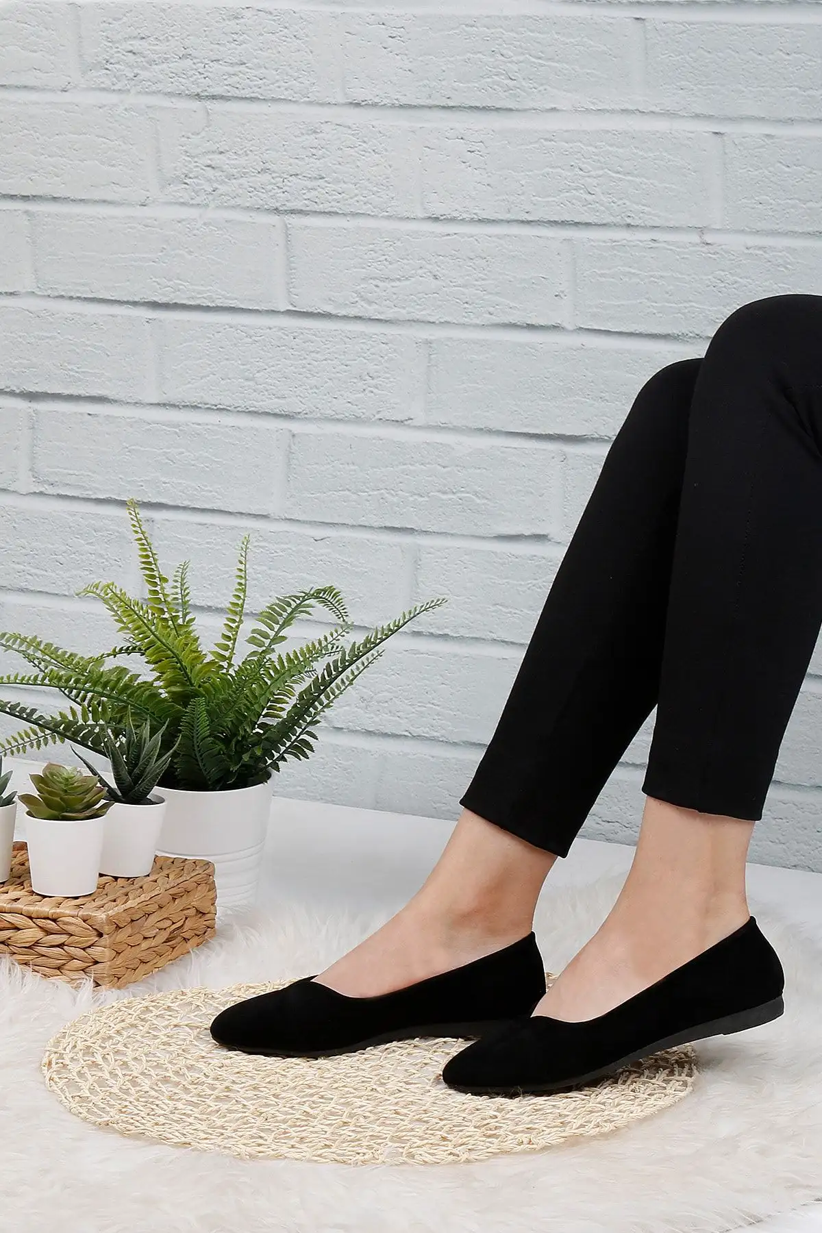 کفش تخت زنانه عبارت "Babet" به فارسی به "بابه" ترجمه میشود. - 5183 کفش تخت زنانه عبارت "Babet" به فارسی به "بابه" ترجمه میشود. - 5183