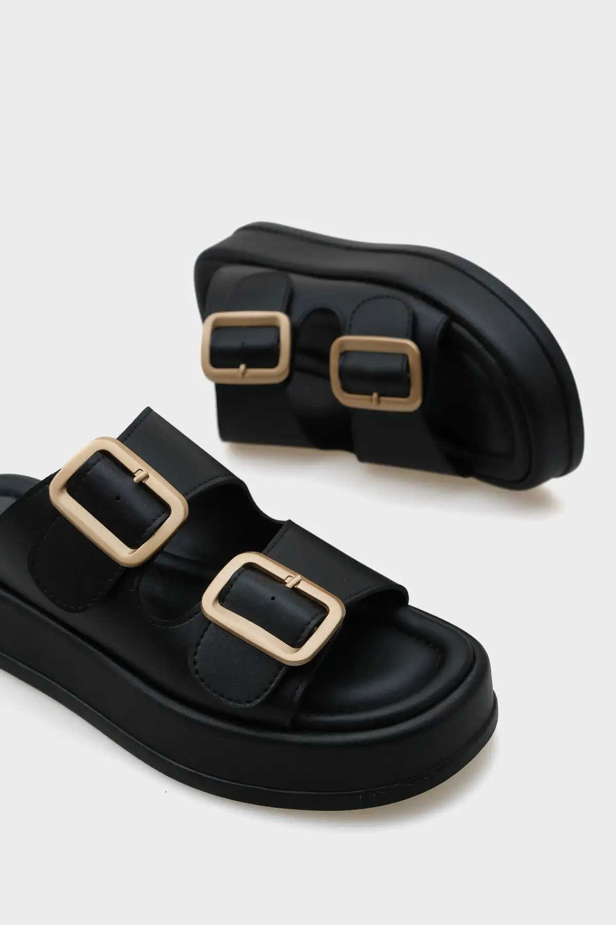 کفش راحتی خانه کفش زنانه با پاشنه لژدار و دو بند قفل‌دار - 3871