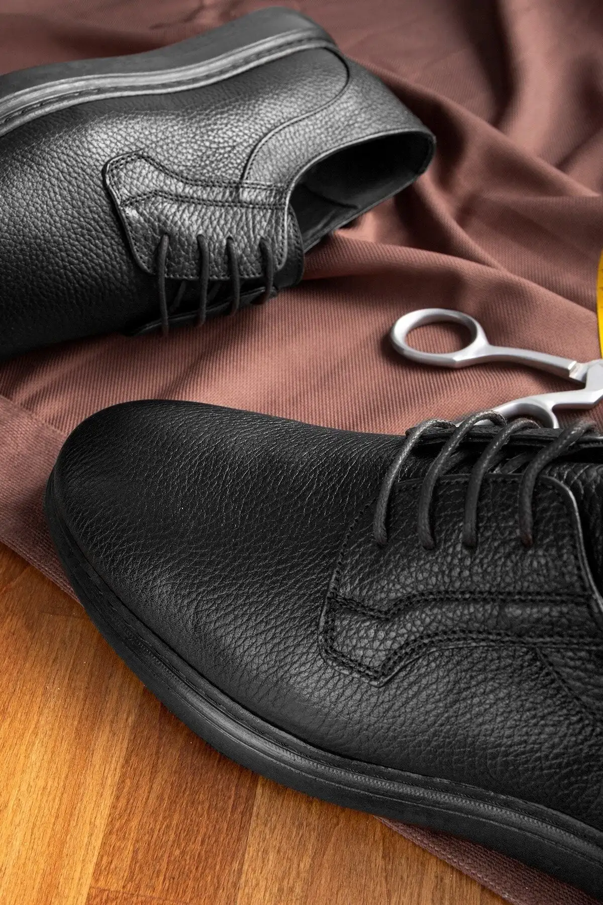 کفش روزمره مردانه -  کلاسیک   از چرم طبیعی
-  کلاسیک چرم طبیعی
-  کلاسیک دربی - 4801 کفش روزمره مردانه - کلاسیک از چرم طبیعی - کلاسیک چرم طبیعی - کلاسیک دربی - 4801