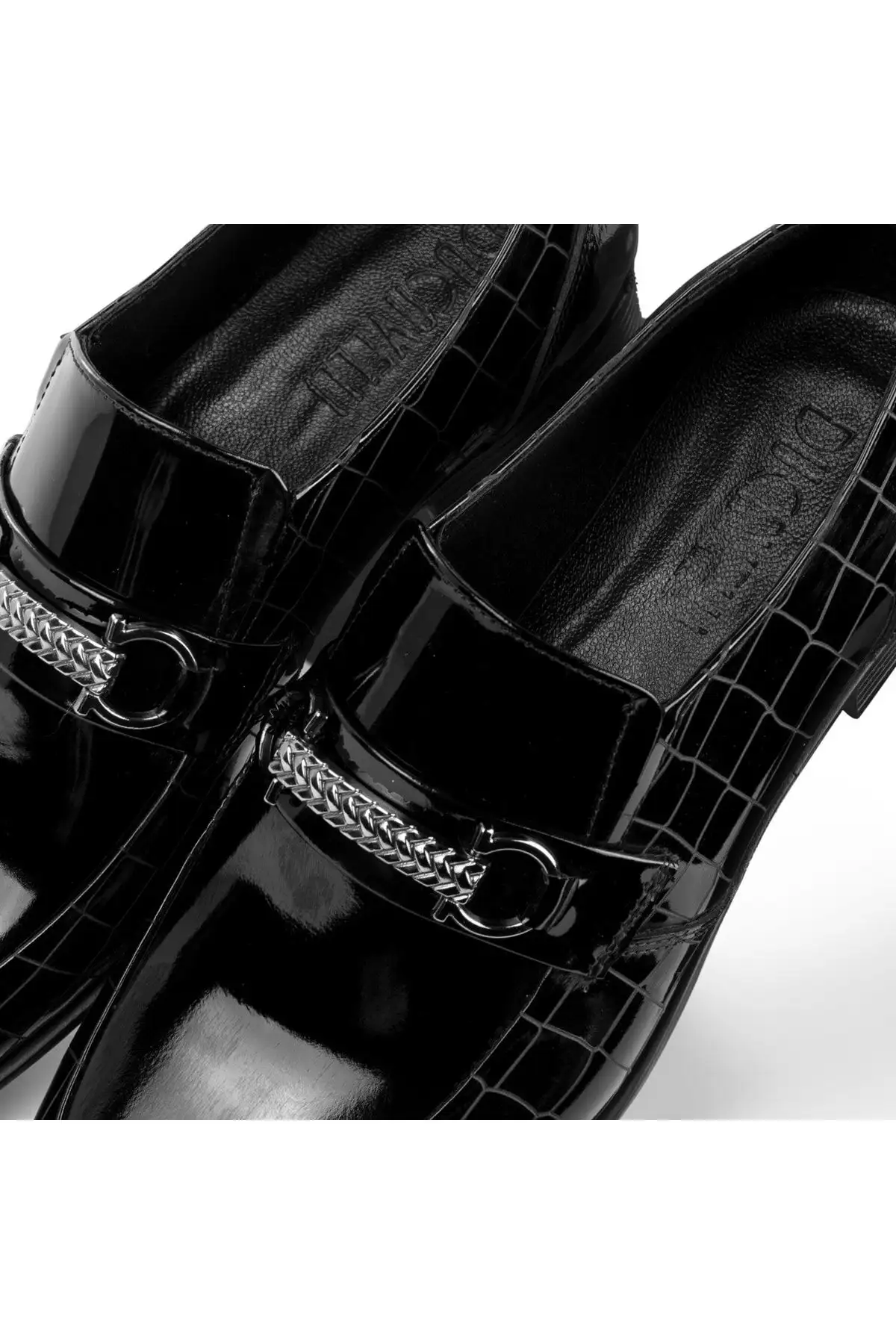 کفش روزمره مردانه لنتا کفش مردانه کلاسیک چرمی طبیعی لافر کلاسیک - 3938 کفش روزمره مردانه لنتا کفش مردانه کلاسیک چرمی طبیعی لافر کلاسیک - 3938