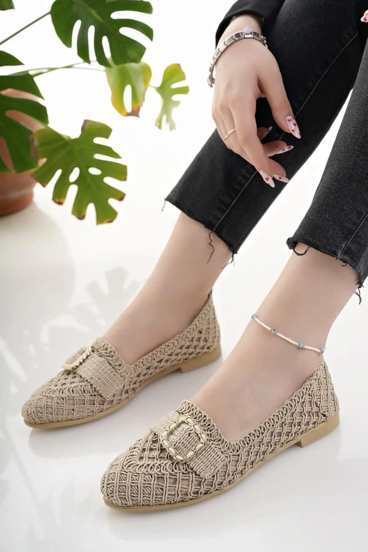 کفش اداری زنانه بافتنی زنانه بیژ بافت حصیری، مناسب برای خانه، کار و استفاده روزمره. - 3224 کفش اداری زنانه بافتنی زنانه بیژ بافت حصیری، مناسب برای خانه، کار و استفاده روزمره. - 3224