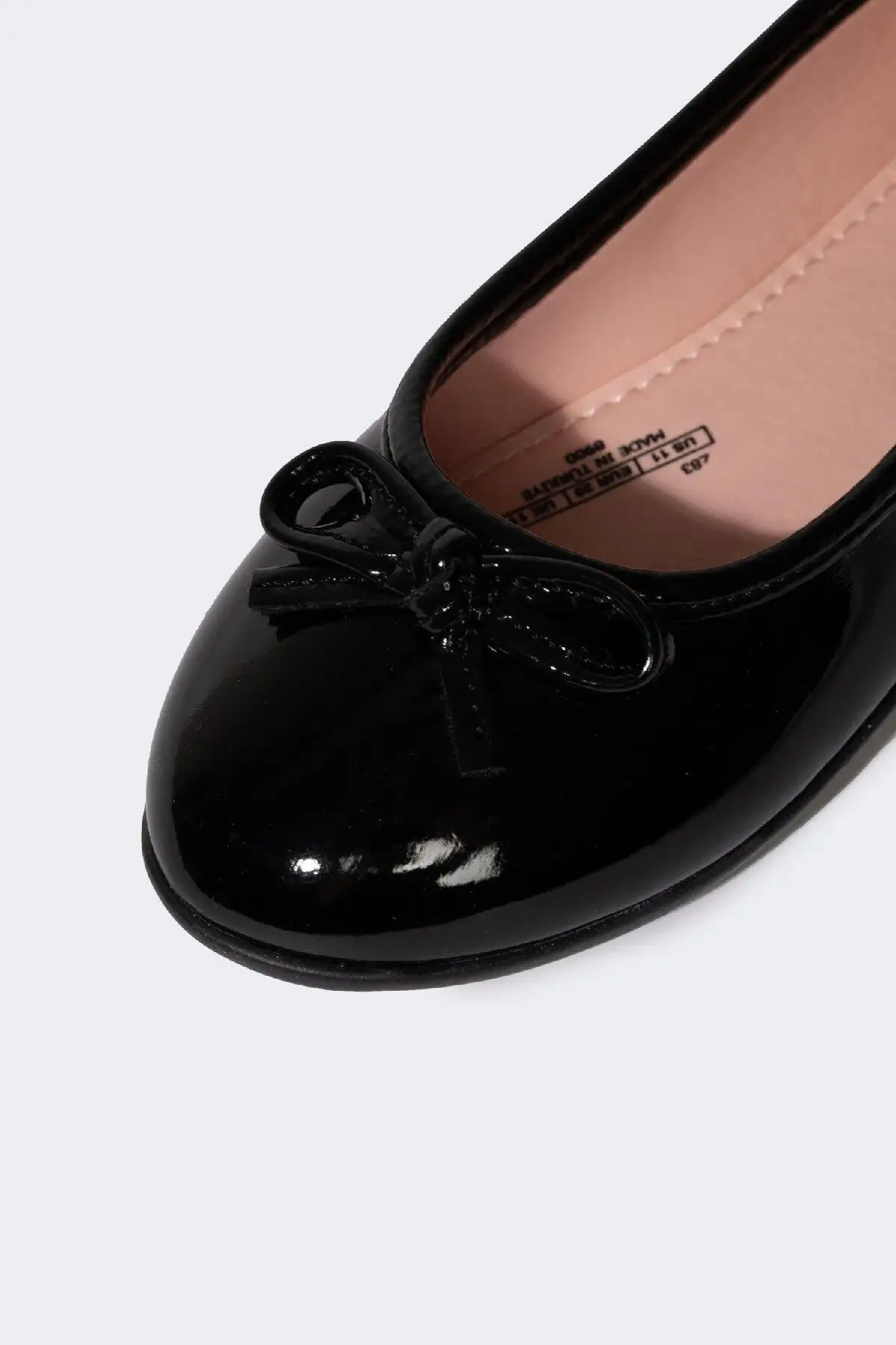 کفش مجلسی زنانه بالرین مشکی با رویه ی مصنوعی ماتی برای دختران - مناسب برای روز 23 آوریل جشن کودکان - مدل Z8325a6ns - 5431