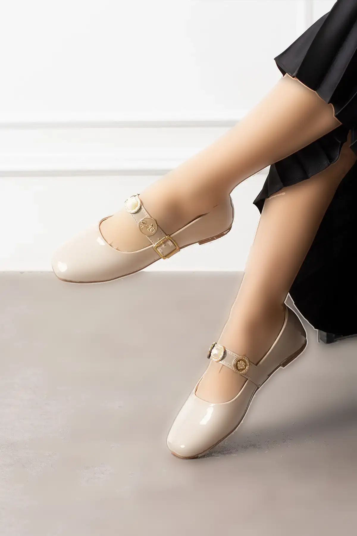 کفش اداری زنانه بابت روزانه - باریک روزانه با دکمه و لوازم جانبی مروارید - پا پوش برای خانه، دفتر و فضای باز - 4394 کفش اداری زنانه بابت روزانه - باریک روزانه با دکمه و لوازم جانبی مروارید - پا پوش برای خانه، دفتر و فضای باز - 4394