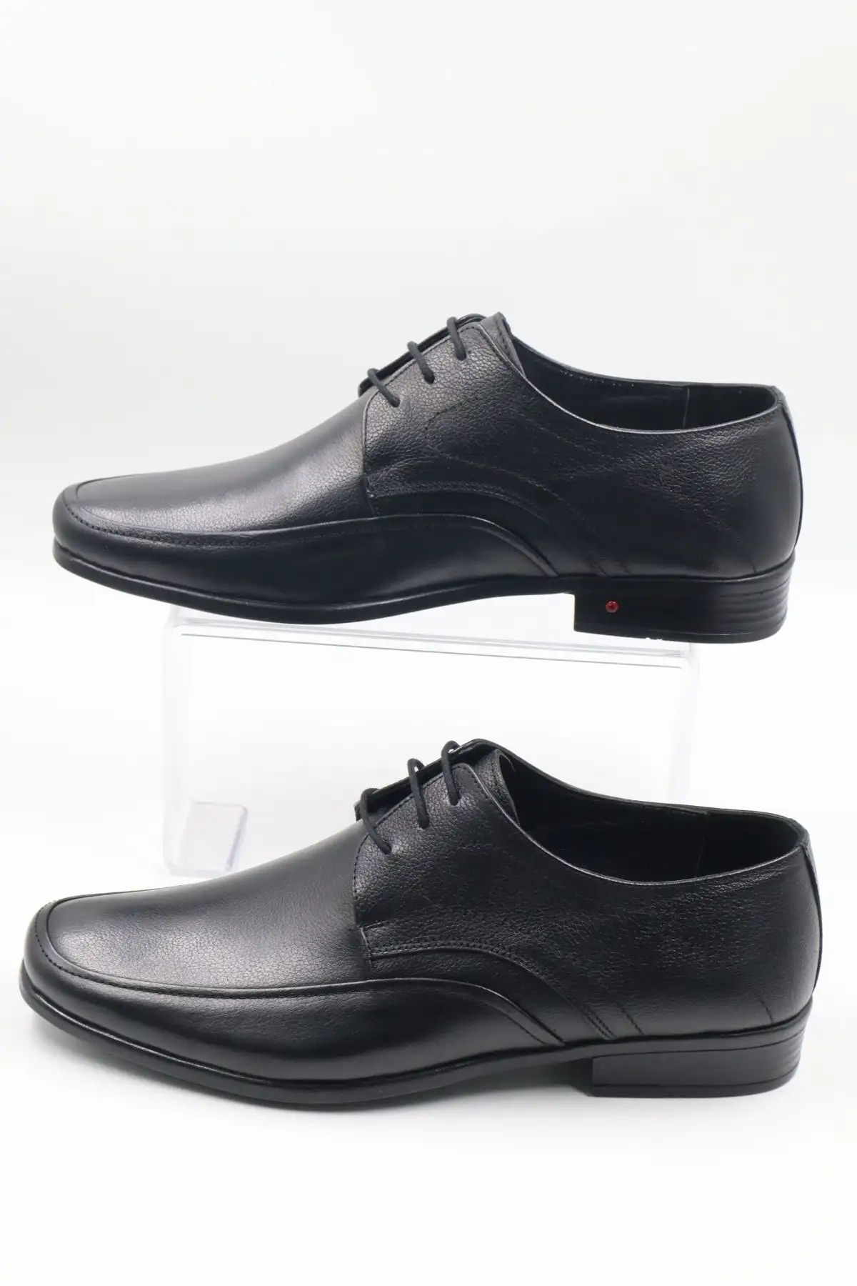 کفش رسمی مردانه کفش کلاسیک روزمره مردانه چرم داخلی و خارجی سیاه با بند - 3907 کفش رسمی مردانه کفش کلاسیک روزمره مردانه چرم داخلی و خارجی سیاه با بند - 3907
