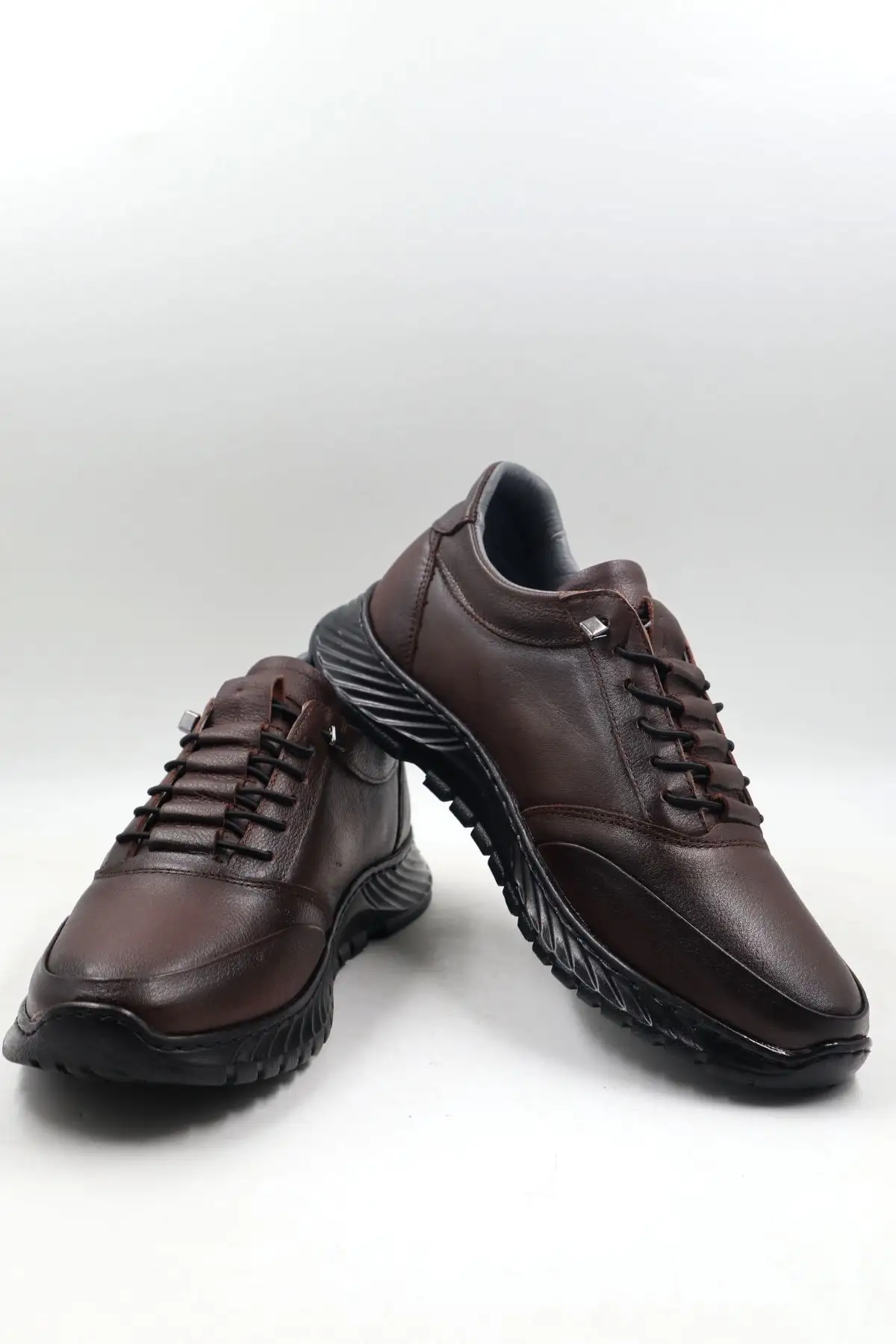 کفش روزمره مردانه ورزشی از چرم اصلی، فوقالعاده راحت، سبک و کاملاً ارگونومیک - 4019 کفش روزمره مردانه ورزشی از چرم اصلی، فوقالعاده راحت، سبک و کاملاً ارگونومیک - 4019