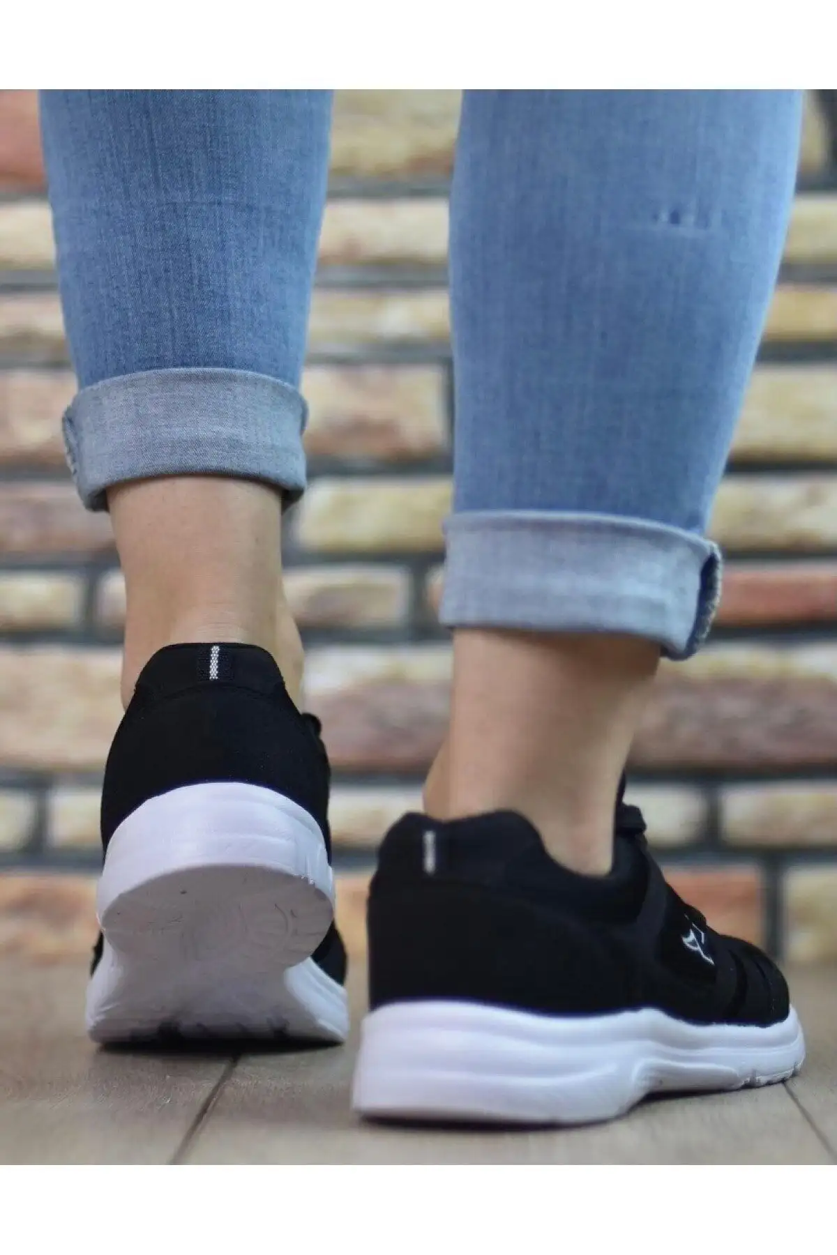 سایز بزرگ مردانه کفش ورزشی راحت و سبک برای پیادهروی و دویدن (زنانه و مردانه) - سایزهای ۴۵-۴۶-۴۷ - 3523 سایز بزرگ مردانه کفش ورزشی راحت و سبک برای پیادهروی و دویدن (زنانه و مردانه) - سایزهای ۴۵-۴۶-۴۷ - 3523