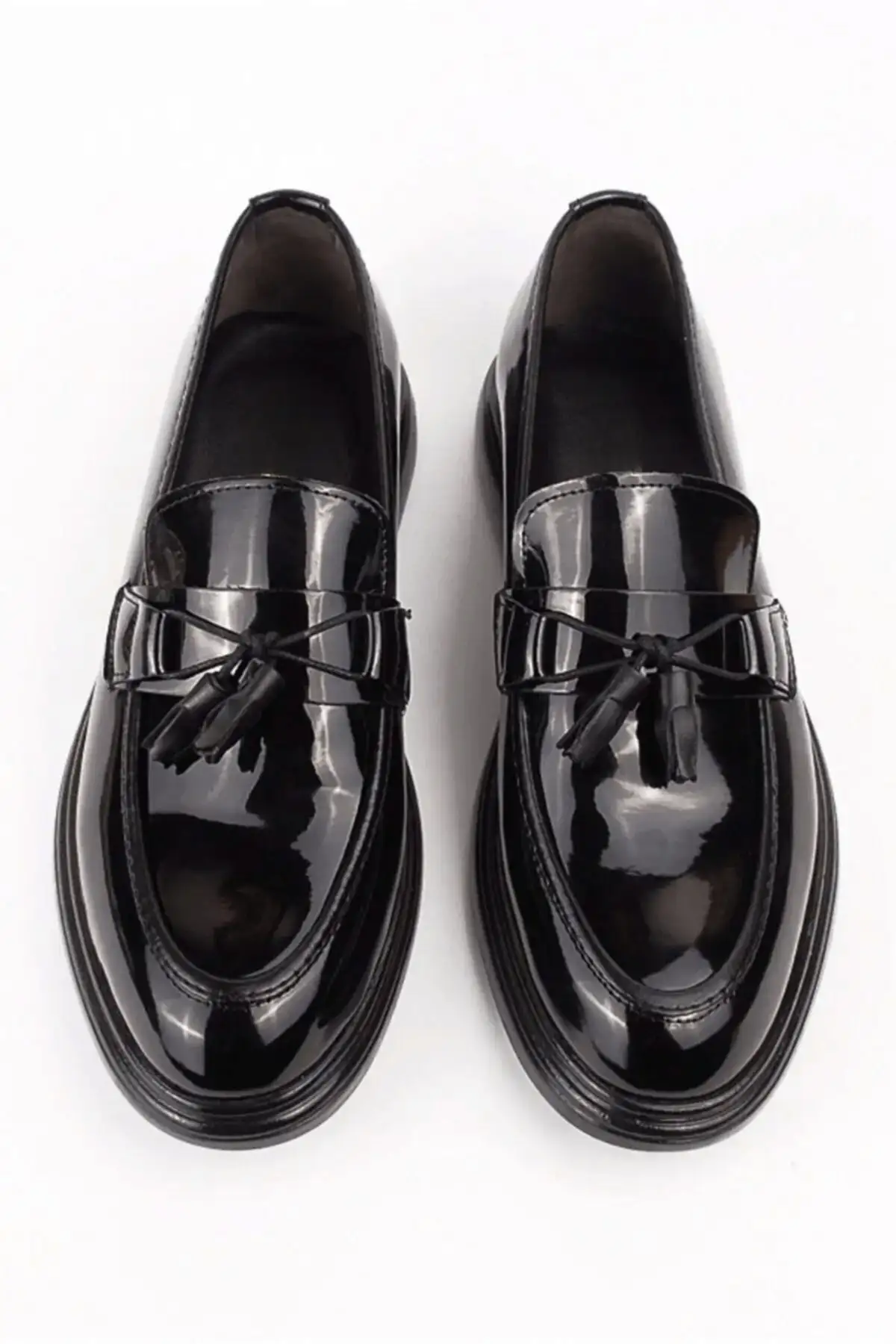 کفش رسمی مردانه  کلاسیک  مشکی براق چرم با آویز، مناسب برای استفاده روزمره و مراسم عروسی و نامزدی - 4729 کفش رسمی مردانه کلاسیک مشکی براق چرم با آویز، مناسب برای استفاده روزمره و مراسم عروسی و نامزدی - 4729