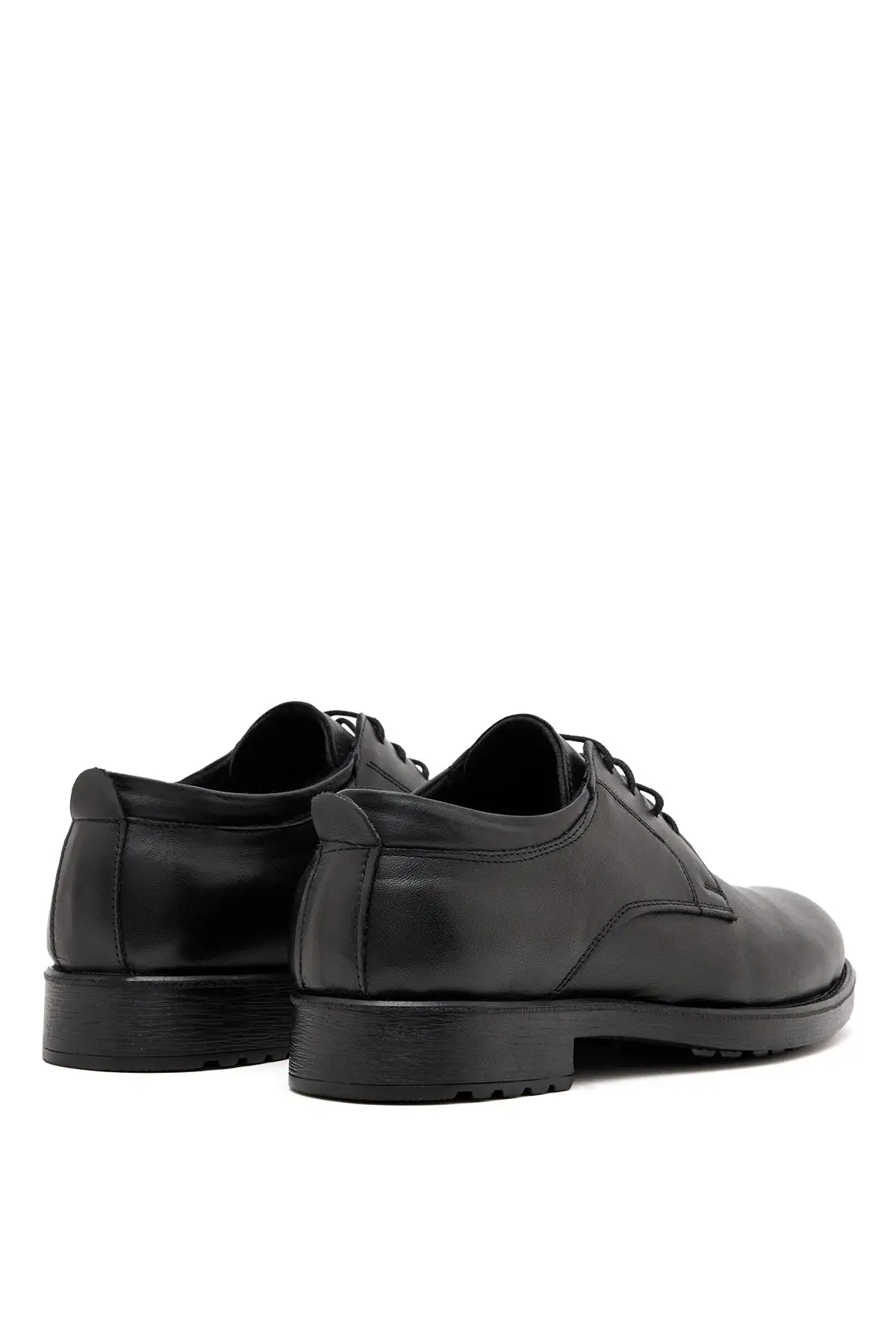 کفش رسمی مردانه کفش مردانه کلاسیک چرم طبیعی سیاه ۳۶-۴۸ - 3900 کفش رسمی مردانه کفش مردانه کلاسیک چرم طبیعی سیاه ۳۶-۴۸ - 3900