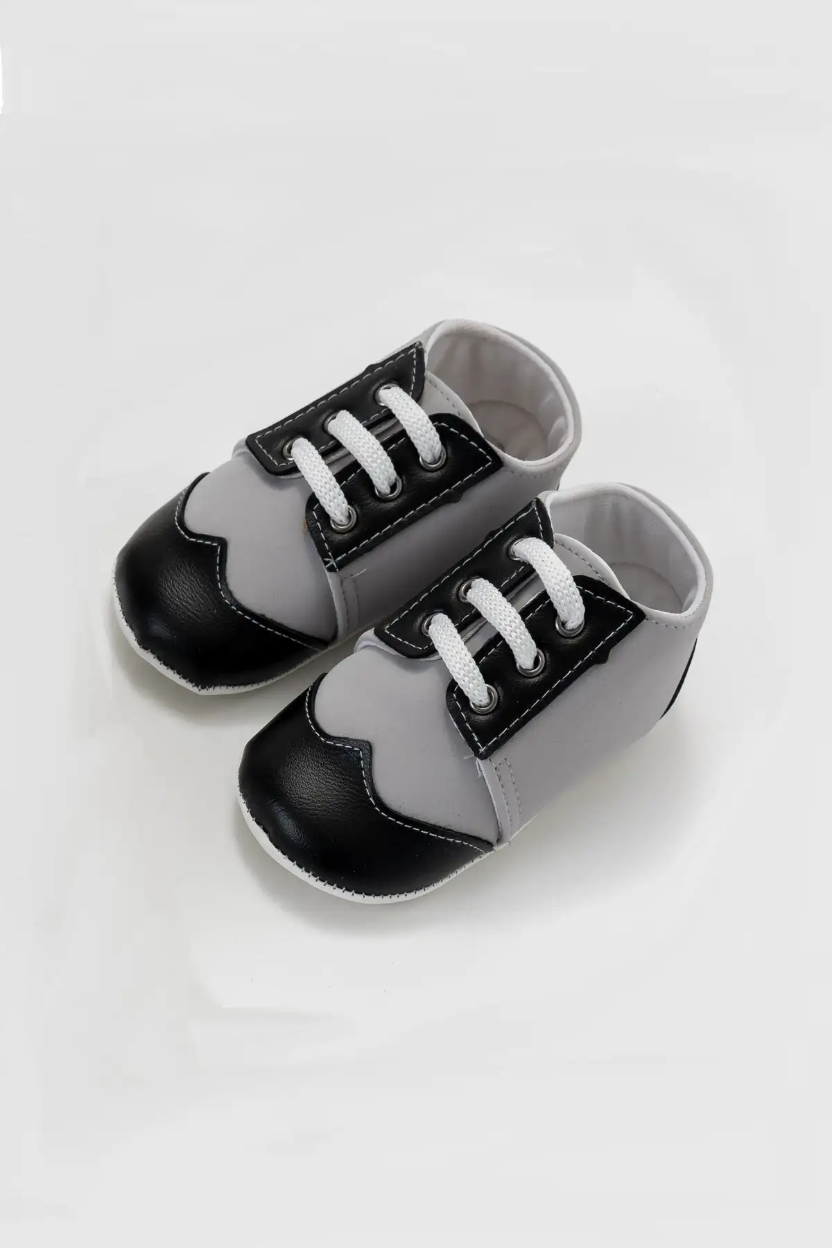 کفش نوزاد پسر کفش نوزاد پاپوش نوزاد ۰-۱ سال - 3291 کفش نوزاد پسر کفش نوزاد پاپوش نوزاد ۰-۱ سال - 3291