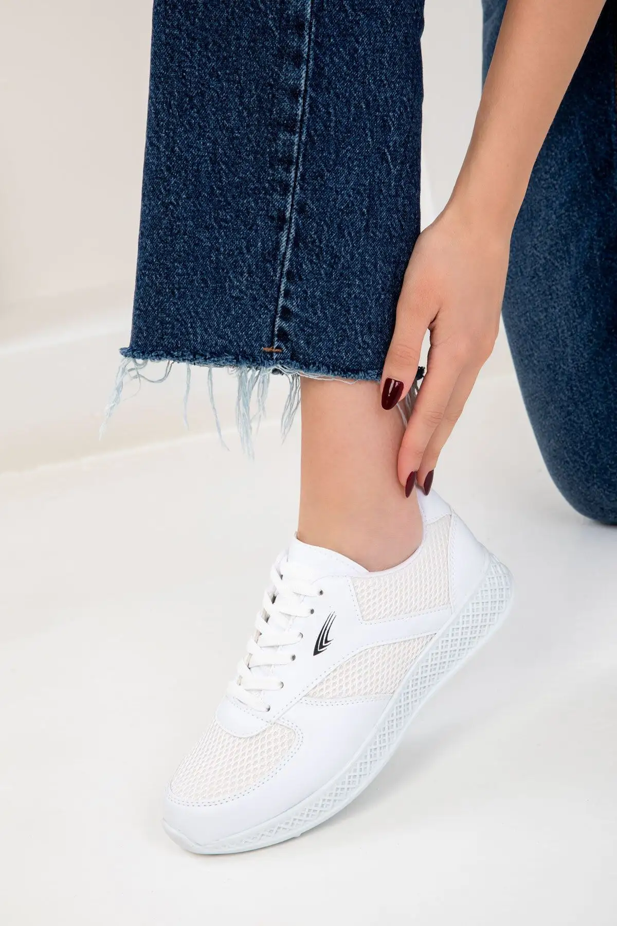 کفش ورزشی کتانی زنانه سفید 17166 - 3380