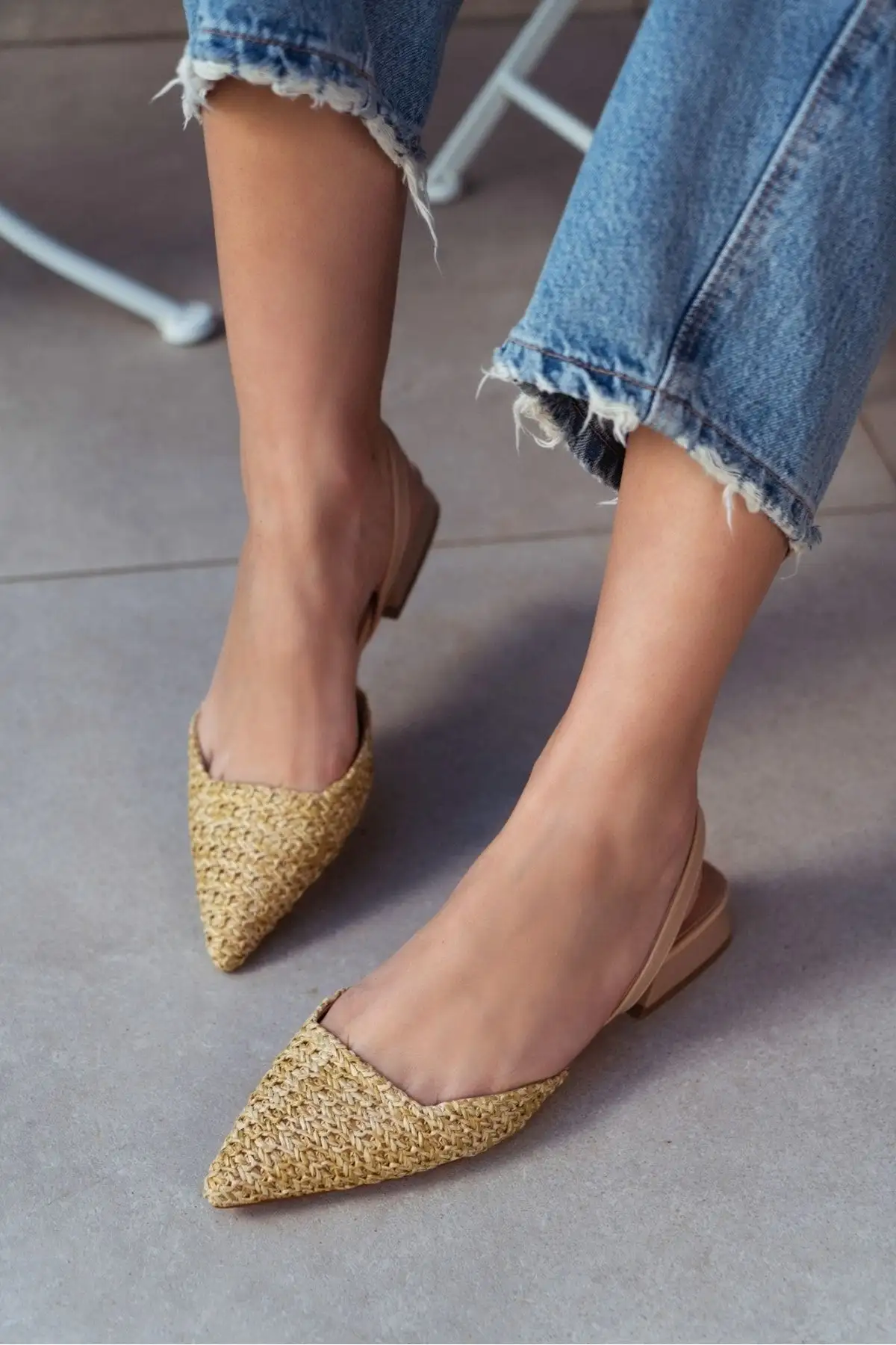 کفش تخت زنانه الویرا بیج آبی رنگ با پاشنه پشتی و نوک تیز - 4529 کفش تخت زنانه الویرا بیج آبی رنگ با پاشنه پشتی و نوک تیز - 4529