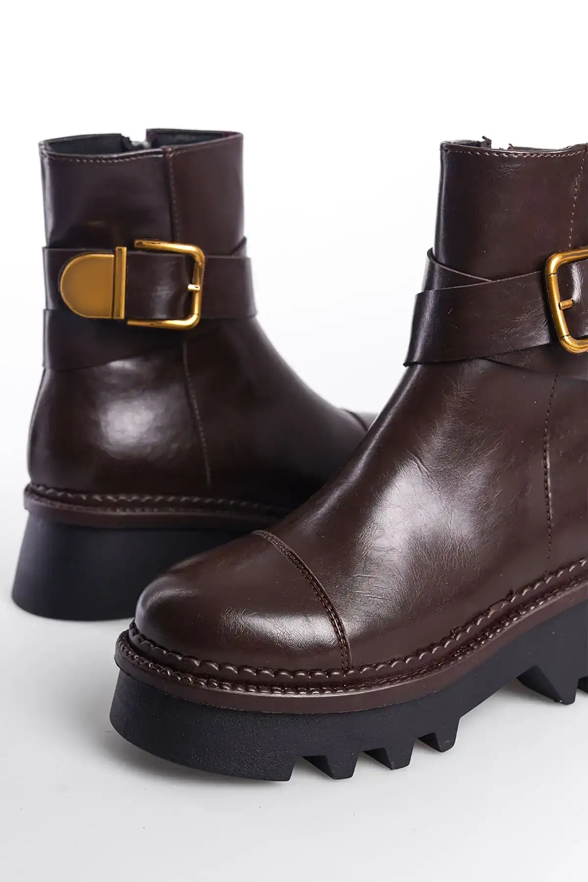 بوت و نیم بوت زنانه Bot طولانی زنانه با زیپ جانبی و قفل فلزی با پایه ترانک - 3455 بوت و نیم بوت زنانه Bot طولانی زنانه با زیپ جانبی و قفل فلزی با پایه ترانک - 3455