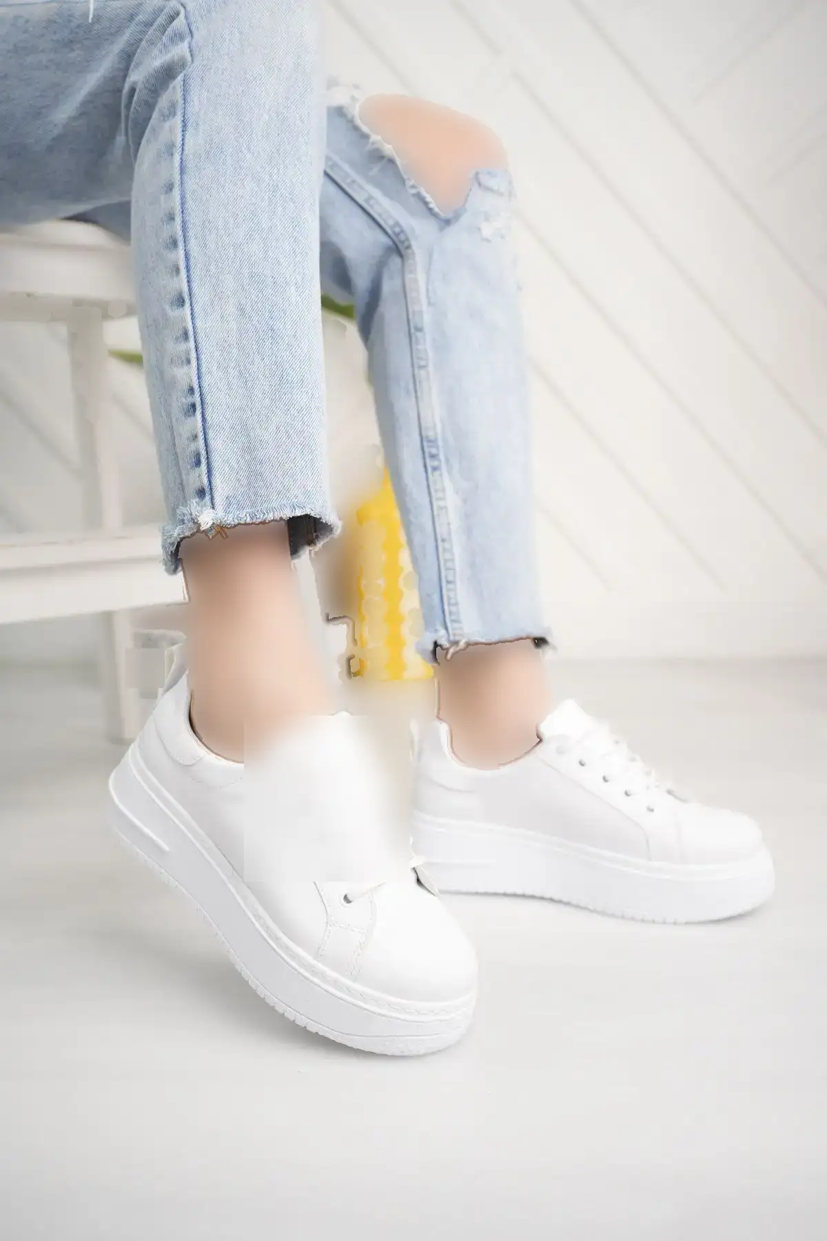 کفش تخت زنانه کفش ورزشی سفید با لایه بلند زرنوس - Yldz006 - 3779 کفش تخت زنانه کفش ورزشی سفید با لایه بلند زرنوس - Yldz006 - 3779