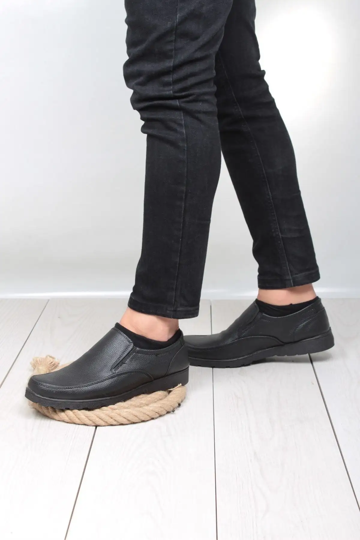 کفش روزمره مردانه زمستانی مشکی اورتپدیک چرم مصنوعی سونی - 4810 کفش روزمره مردانه زمستانی مشکی اورتپدیک چرم مصنوعی سونی - 4810