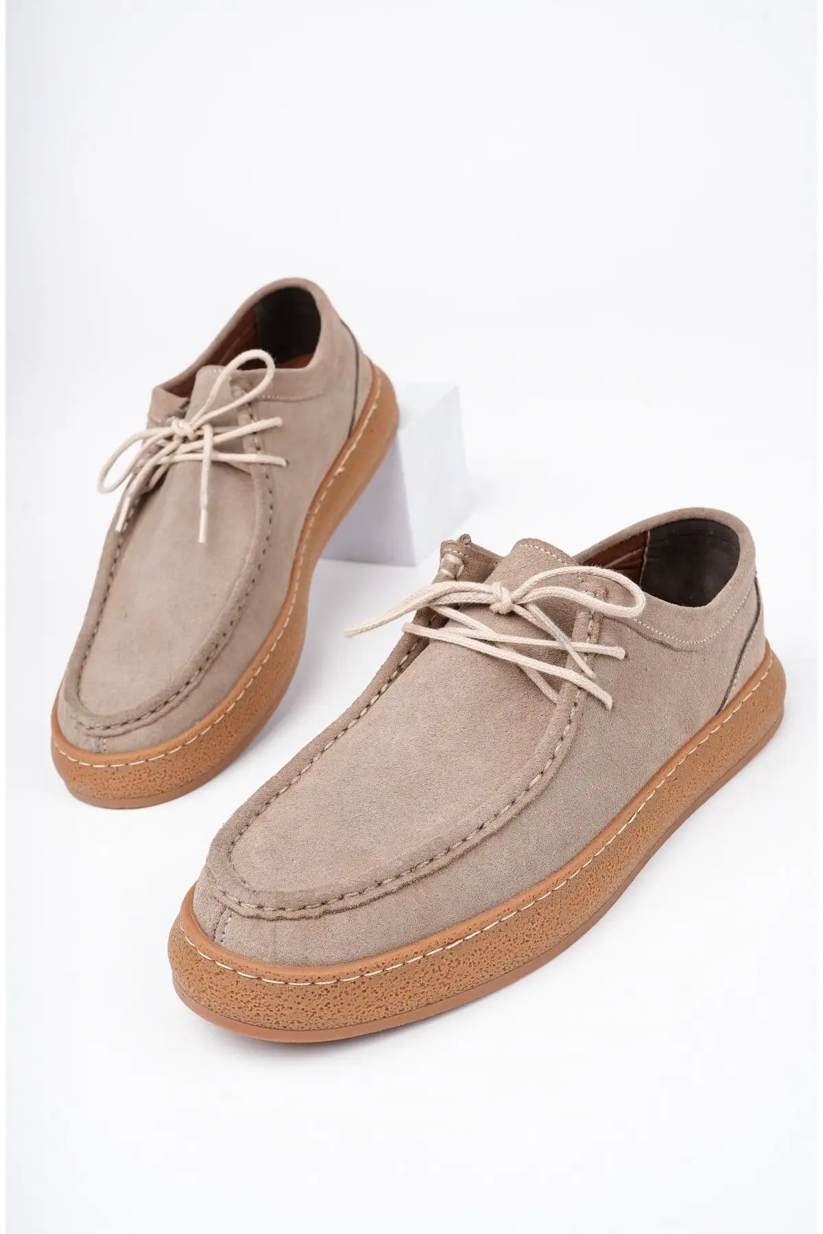 کفش روزمره مردانه کلاسیک سانچز با رویه چرم طبیعی و طراحی اورتوپدیک با بند - 4011 کفش روزمره مردانه کلاسیک سانچز با رویه چرم طبیعی و طراحی اورتوپدیک با بند - 4011