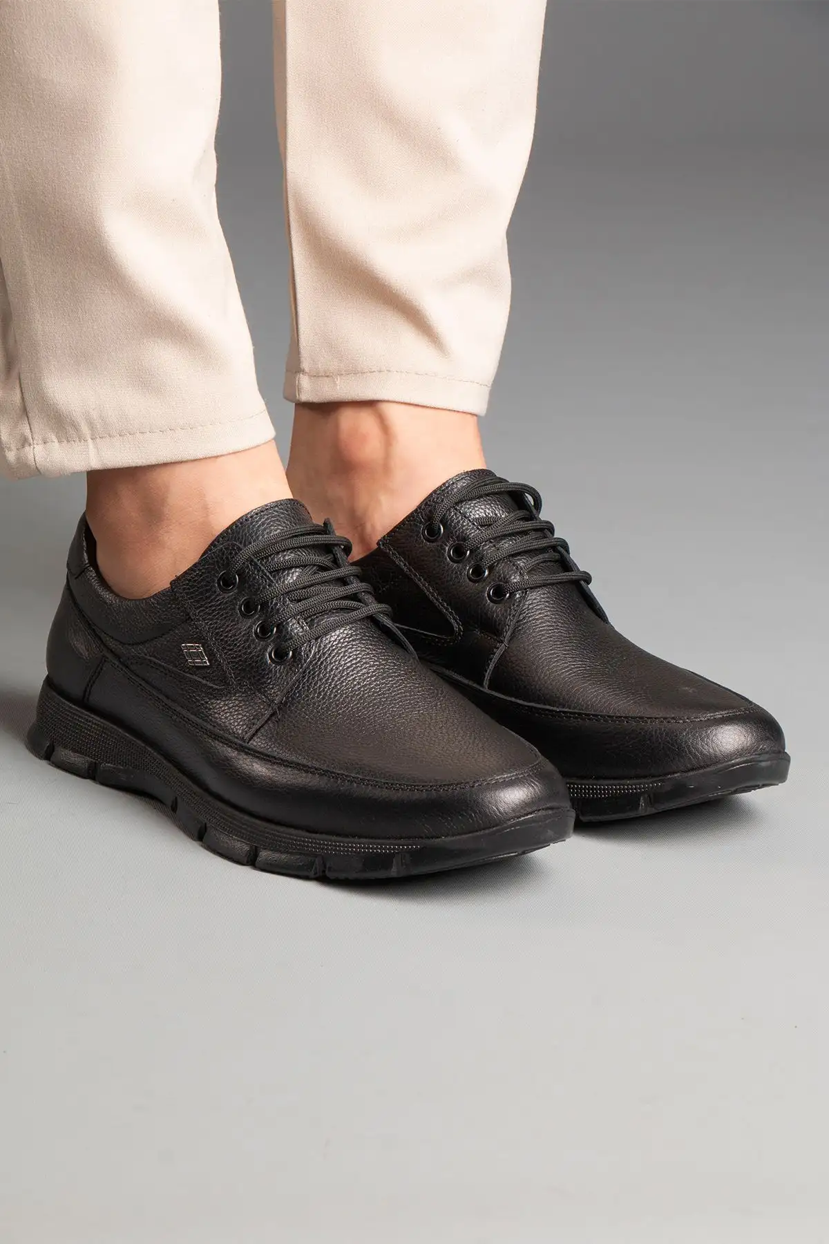 کفش روزمره مردانه زمستانی چرم با ماساژ پاشنه ارتوپدیک - 4809