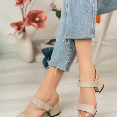 صندل زنانه پاشنه بلند روزمره - 5422