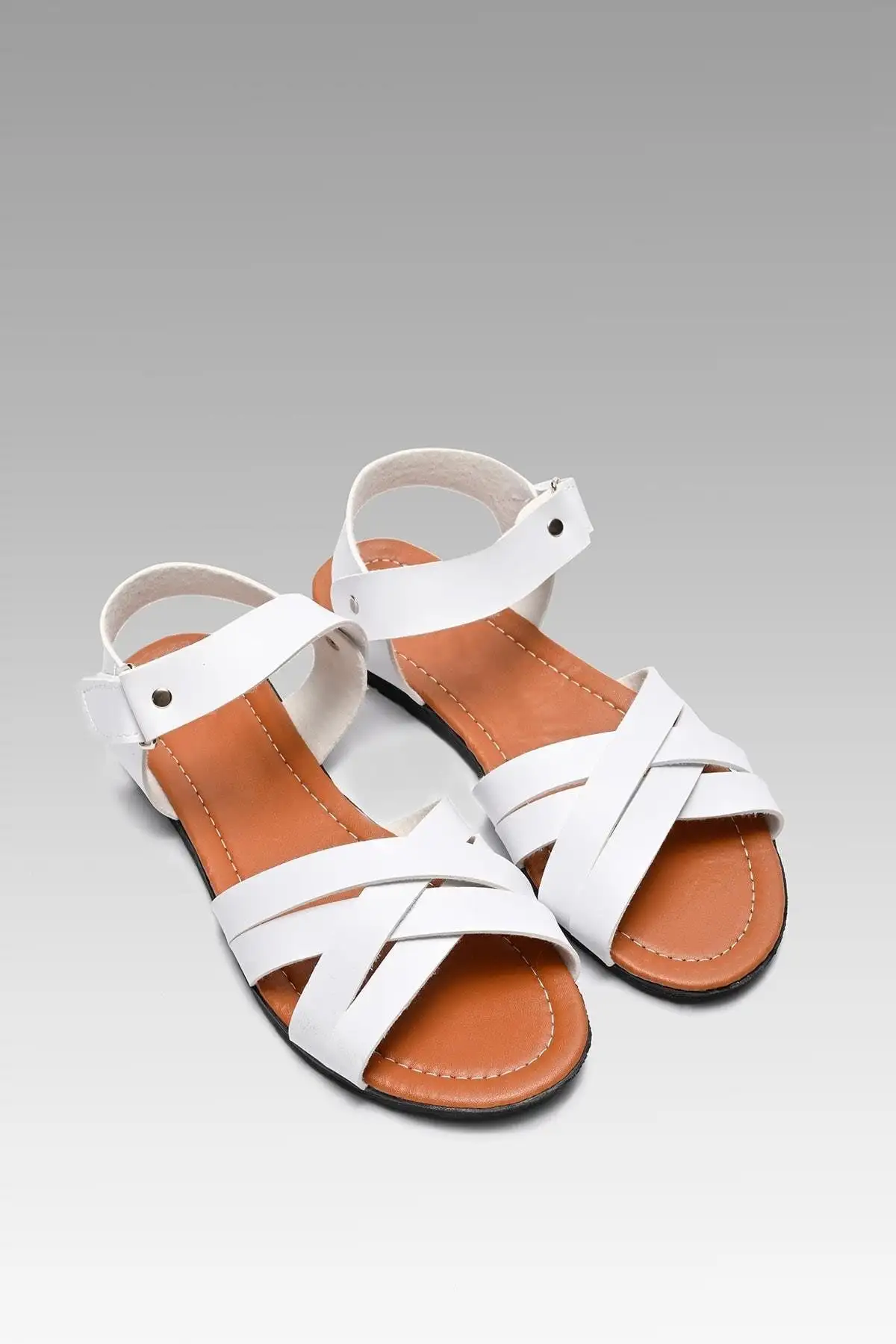 کفش صندل زنانه   چرم سفید BYNDCGL01 - 5403 کفش صندل زنانه چرم سفید BYNDCGL01 - 5403
