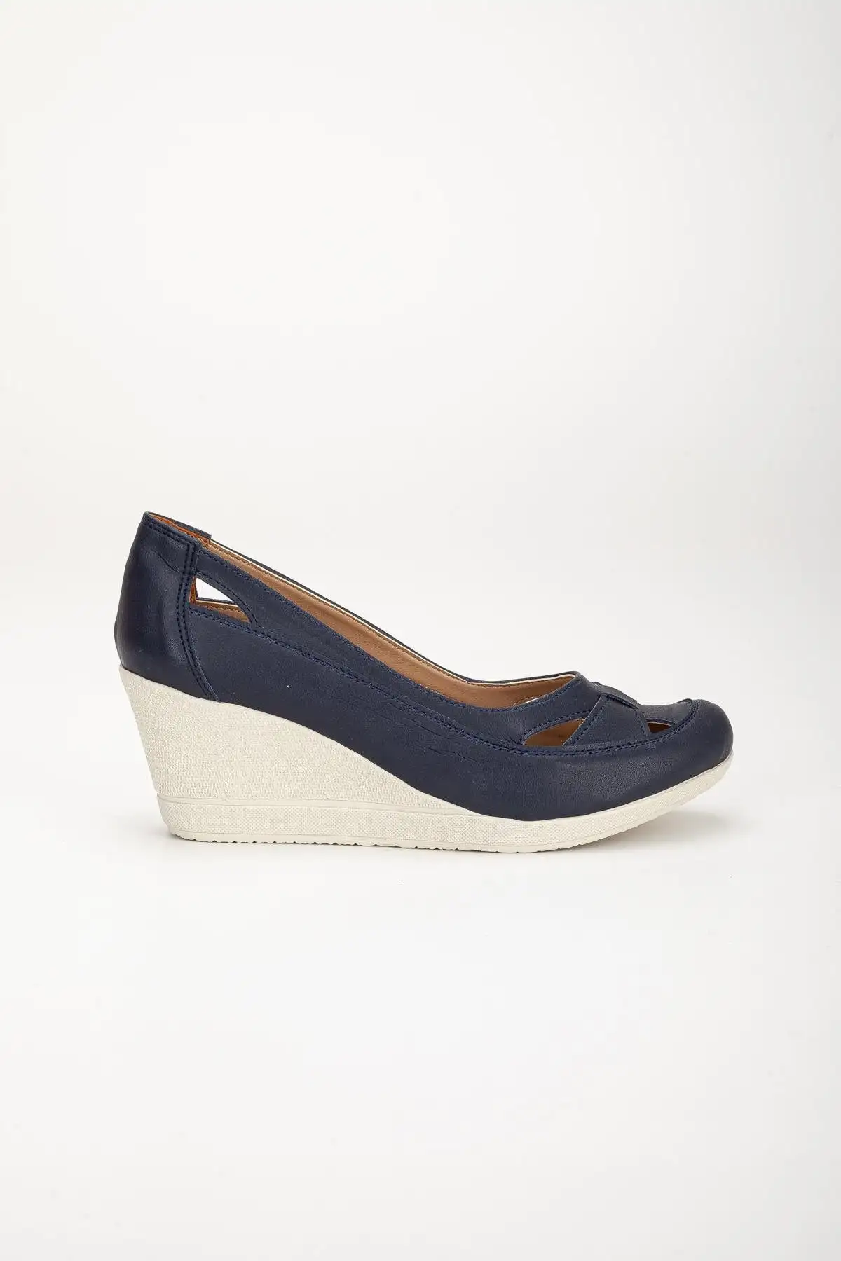 کفش پاشنه بلند زنانه  پاشنه   اورتوپدیک با کفی پر از زیره، رنگ سرمهای - 4311 کفش پاشنه بلند زنانه پاشنه اورتوپدیک با کفی پر از زیره، رنگ سرمهای - 4311