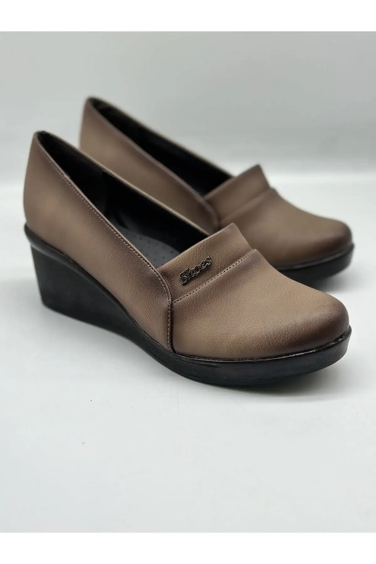 کفش پاشنه بلند زنانه مادر با پاشنه و نرم - 4346 کفش پاشنه بلند زنانه مادر با پاشنه و نرم - 4346