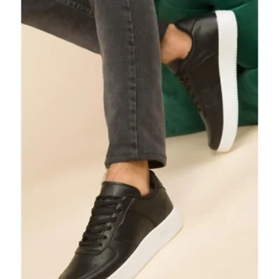 کفش پسرانه نیم بوت بندی دار مشکی و سفید ایر - 4457