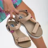 کفش صندل زنانه اسپرت روزمره با پاشنه کوتاه و کفی راحت، مدل SS001-0158 به رنگ بژ - 4846