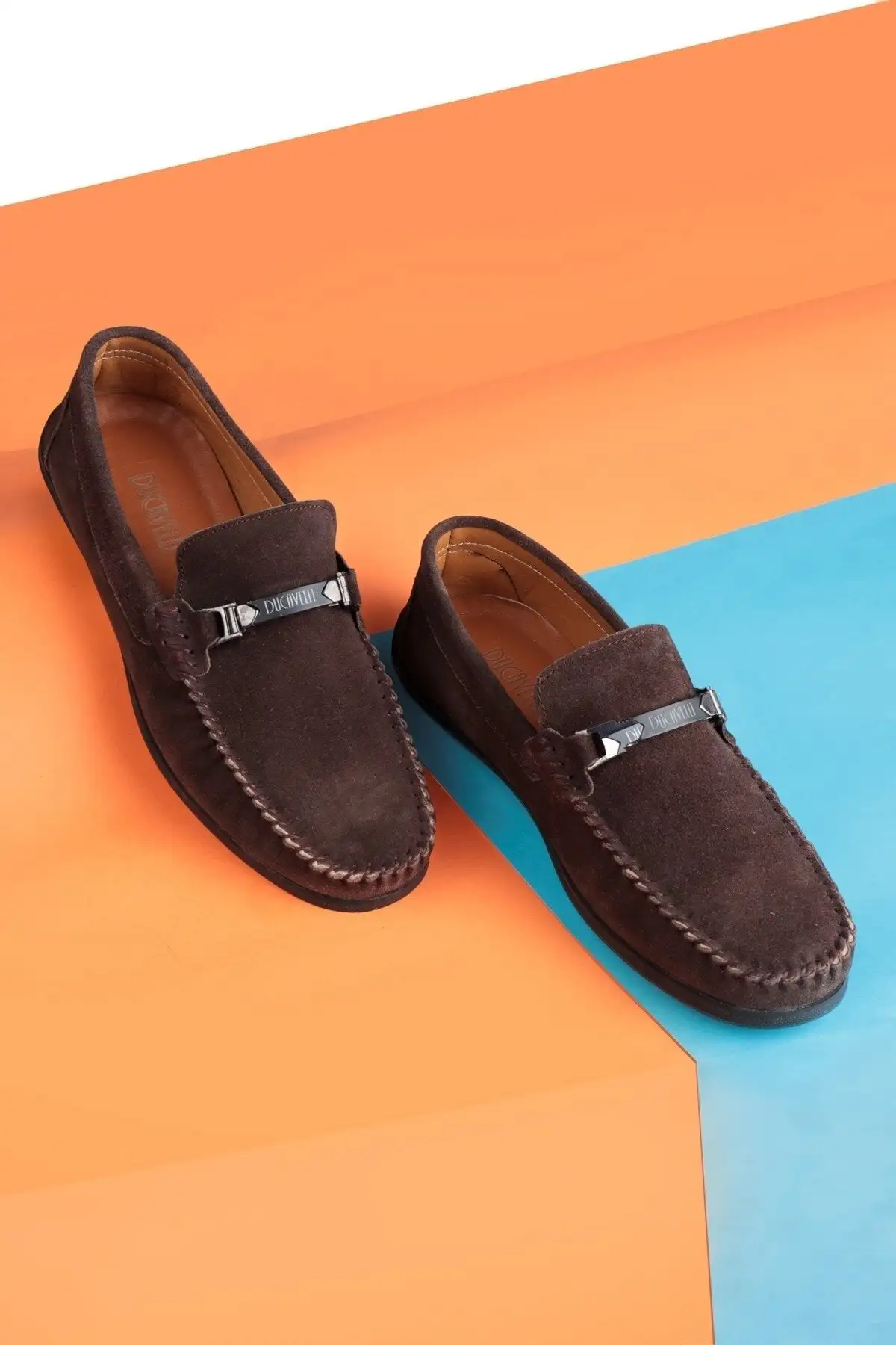 سایز بزرگ مردانه 1. بلندی واقعی چرم مردانه کفش روزمره
2. کفش لوفر
3. کفش سبک
4. لوفر با قفل
5. لوفر جیر - 3496 سایز بزرگ مردانه 1. بلندی واقعی چرم مردانه کفش روزمره 2. کفش لوفر 3. کفش سبک 4. لوفر با قفل 5. لوفر جیر - 3496