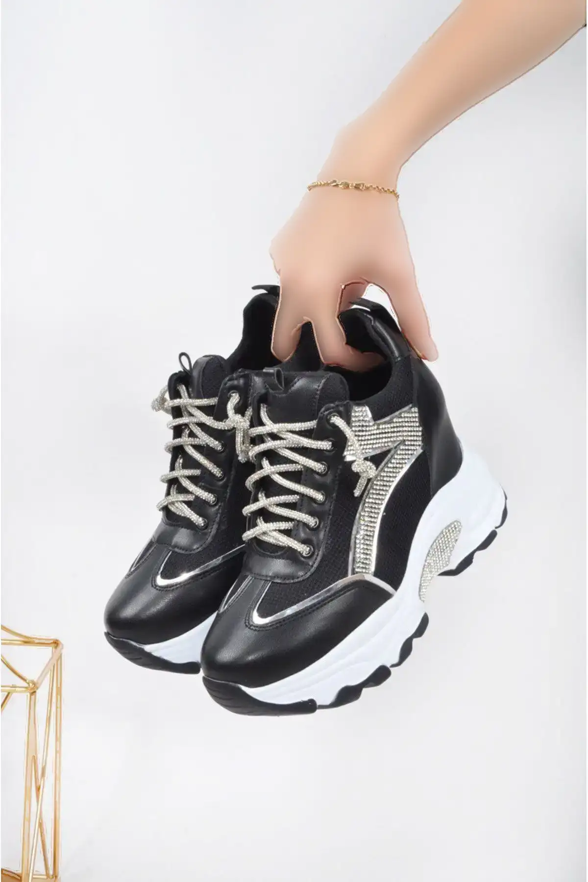 کفش پاشنه بلند زنانه  اسپورت پاشنه  سنگدار  - 4438 کفش پاشنه بلند زنانه اسپورت پاشنه سنگدار - 4438