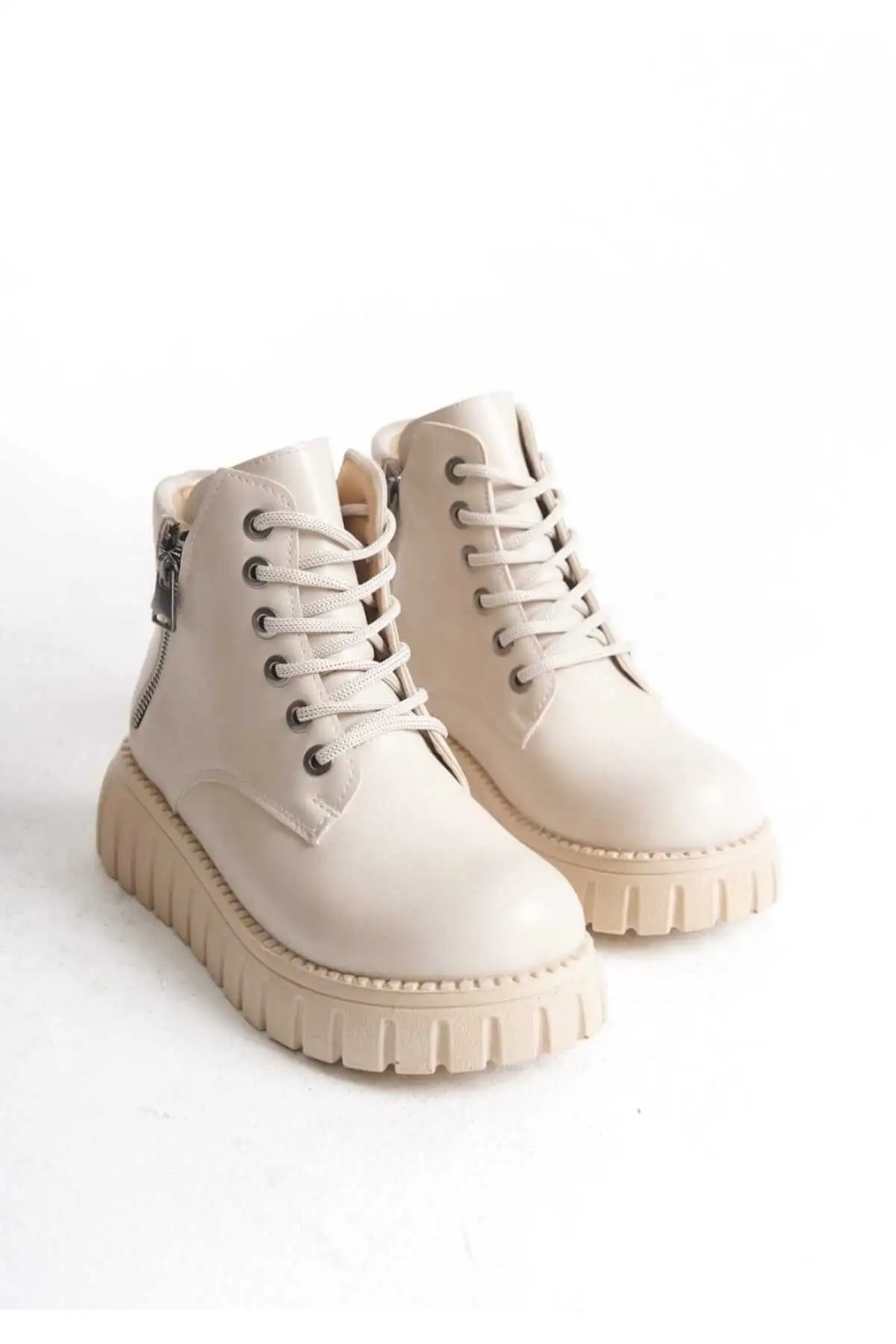 بوت مردانه کفش پلار رنگ بژ با یقه زنانه - 3426 بوت مردانه کفش پلار رنگ بژ با یقه زنانه - 3426