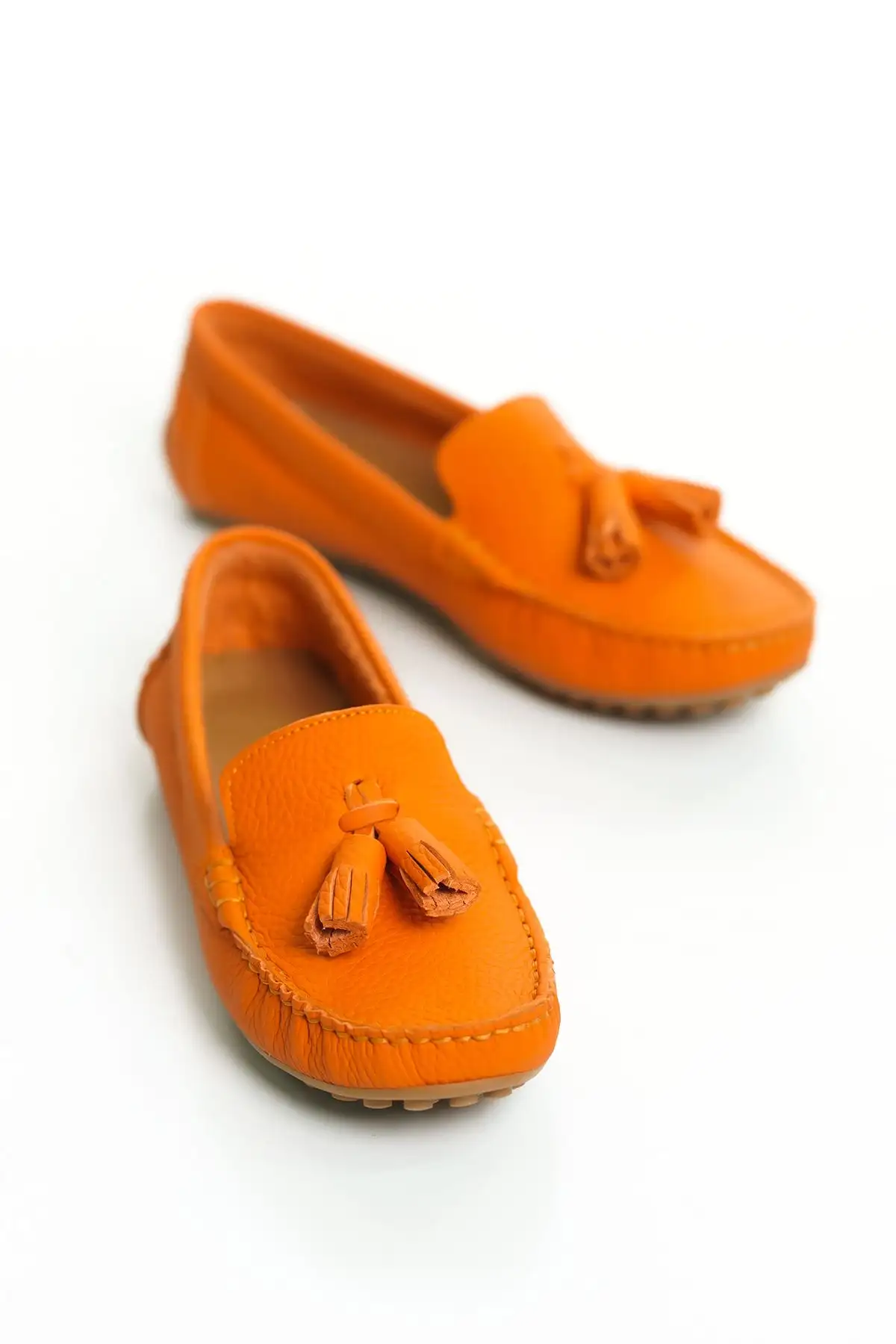 کفش تخت زنانه 201-اورج   قهوهای بپوش دارای پاپیون و نوک بیضی از چرم طبیعی و رنگ نارنجی - 4521 کفش تخت زنانه 201-اورج قهوهای بپوش دارای پاپیون و نوک بیضی از چرم طبیعی و رنگ نارنجی - 4521