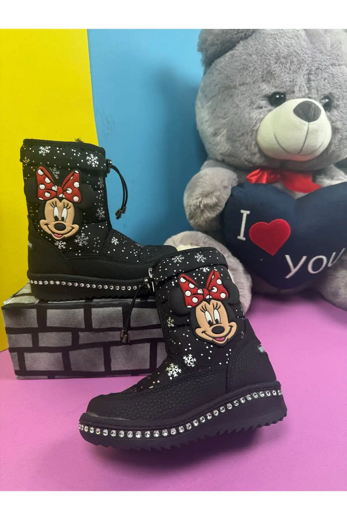 کفش دخترانه چکمه برفی  با طراحی برف، زیپدار، دارای پشم خز و زنجیر، با زیره ضد لغزش و حرارتی - 4558 کفش دخترانه چکمه برفی با طراحی برف، زیپدار، دارای پشم خز و زنجیر، با زیره ضد لغزش و حرارتی - 4558