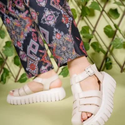 کفش صندل زنانه سندل 0012600 بژ - 4700