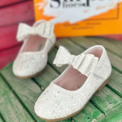 کفش دخترانه پاپوش ارتوپدی با جزئیات بنددار - 4556