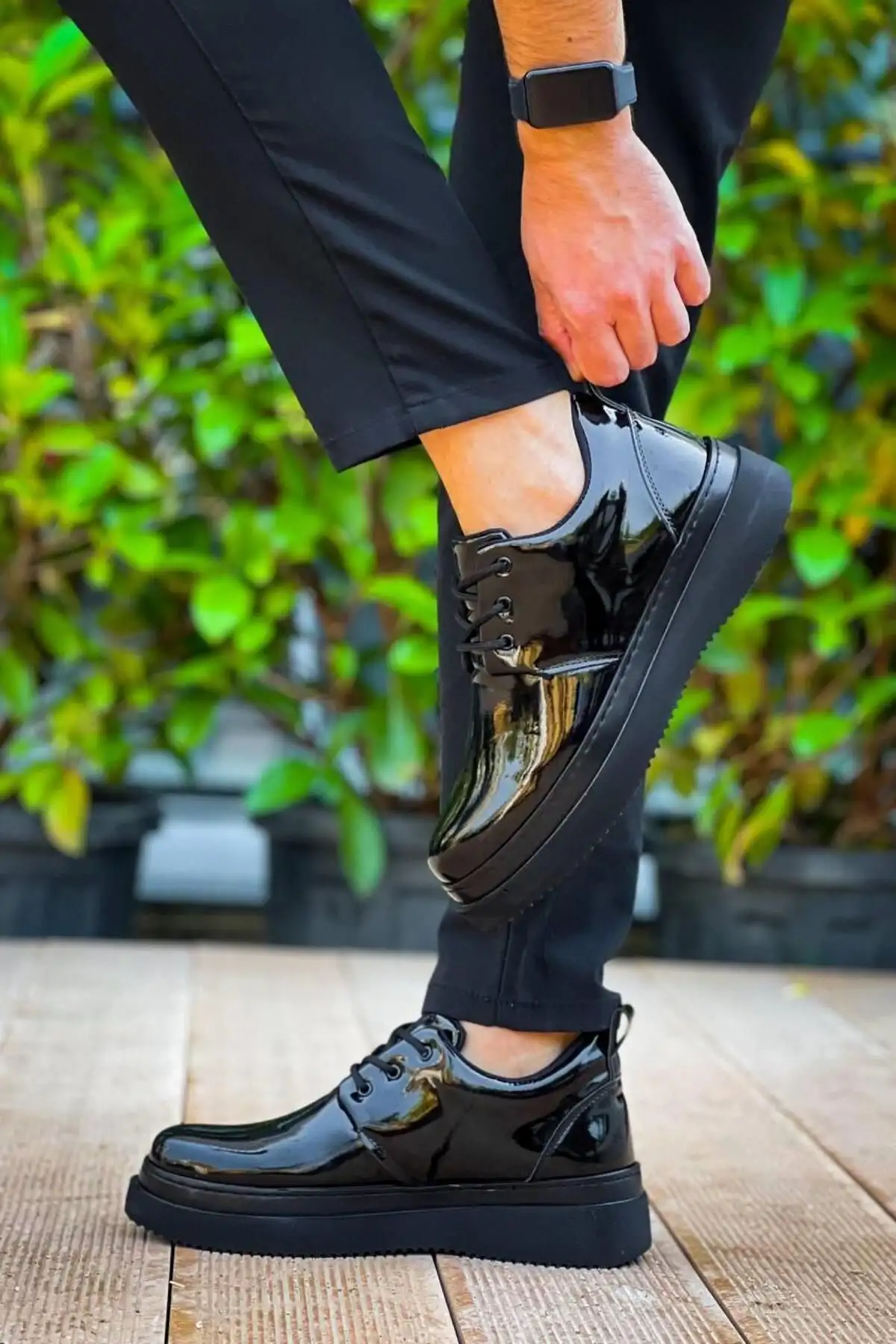 کفش رسمی مردانه   کژوال با بند بوتری و زیره ضخیم دورتموند - مشکی لاکدار - 4634 کفش رسمی مردانه کژوال با بند بوتری و زیره ضخیم دورتموند - مشکی لاکدار - 4634