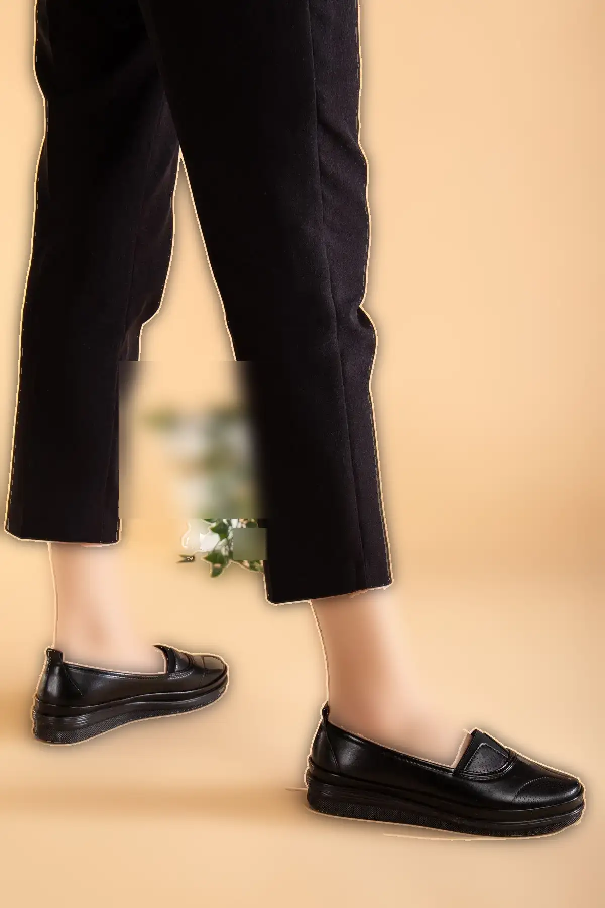 کفش تخت زنانه اورتوپدی جلی با پاشنه مادری مشکی - 4516