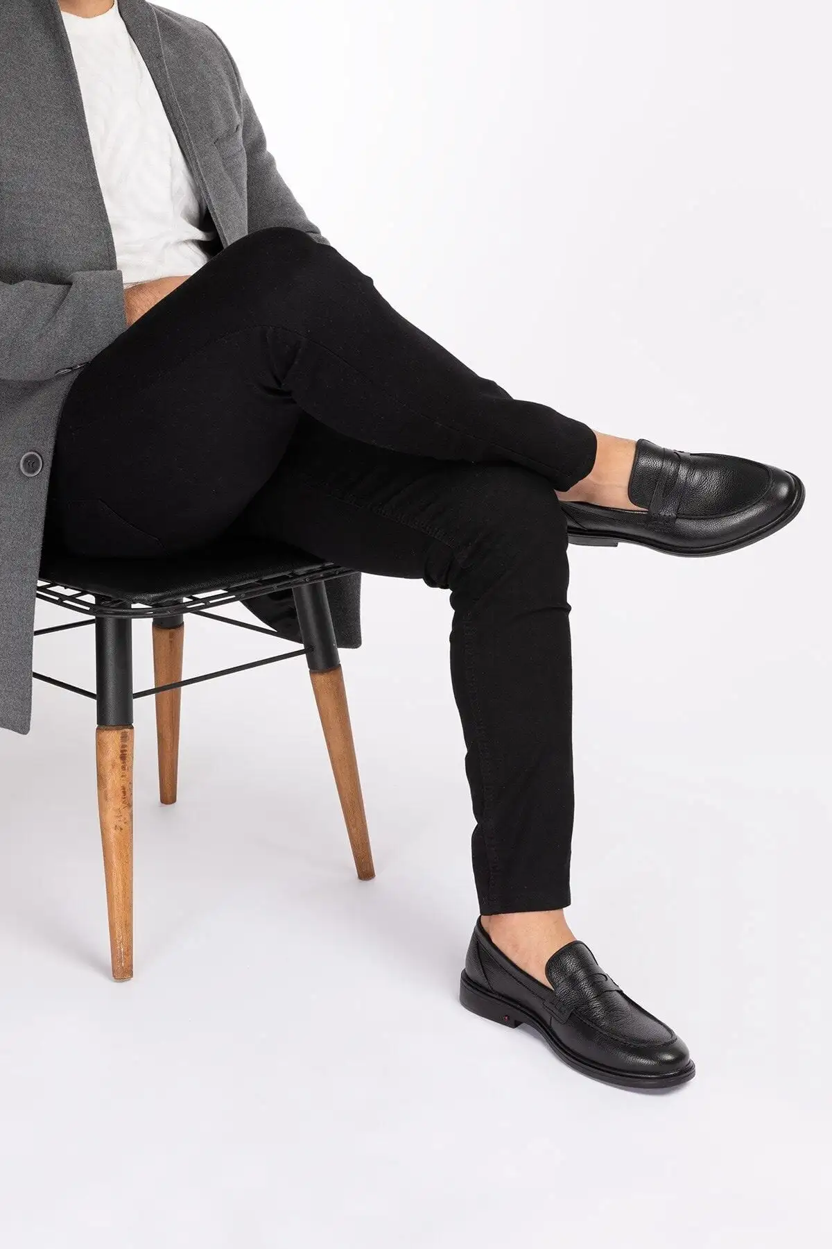 کفش روزمره مردانه کلاسیک چرم طبیعی سبک و بسیار راحت - 5390